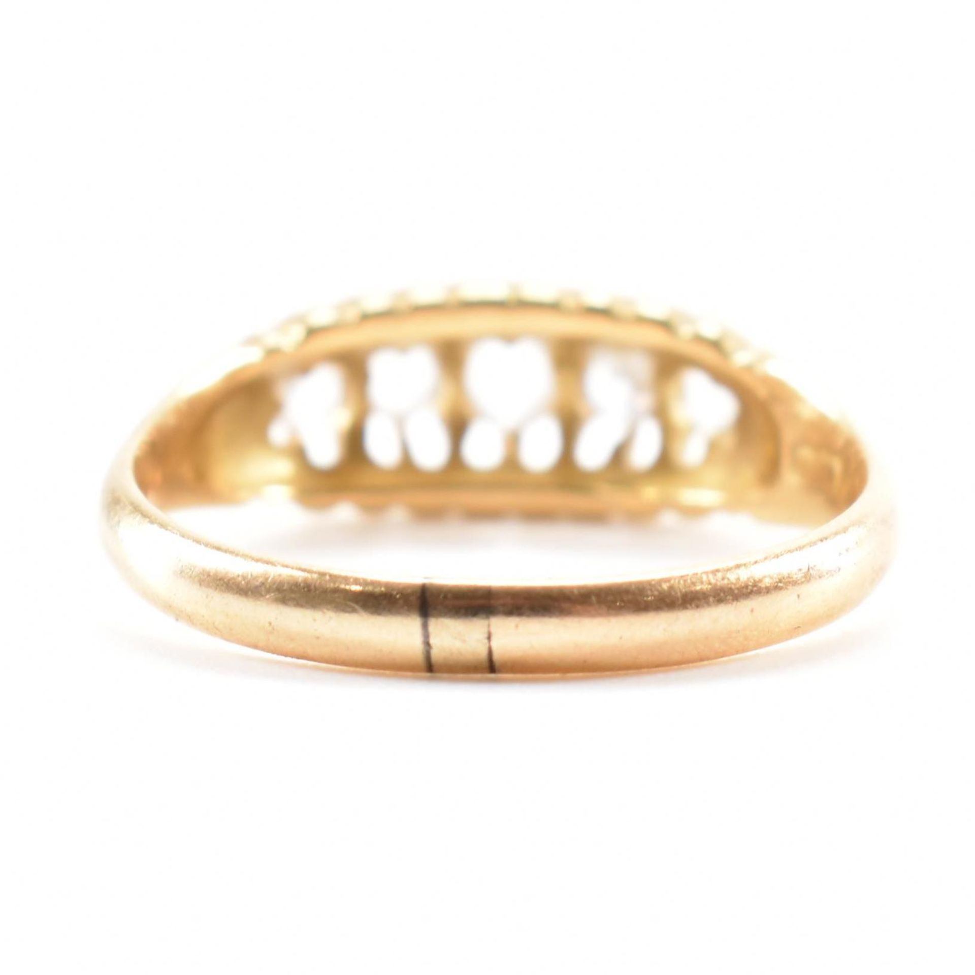 HALLMARKED 18CT GOLD FIVE STONE RING - Image 3 of 9