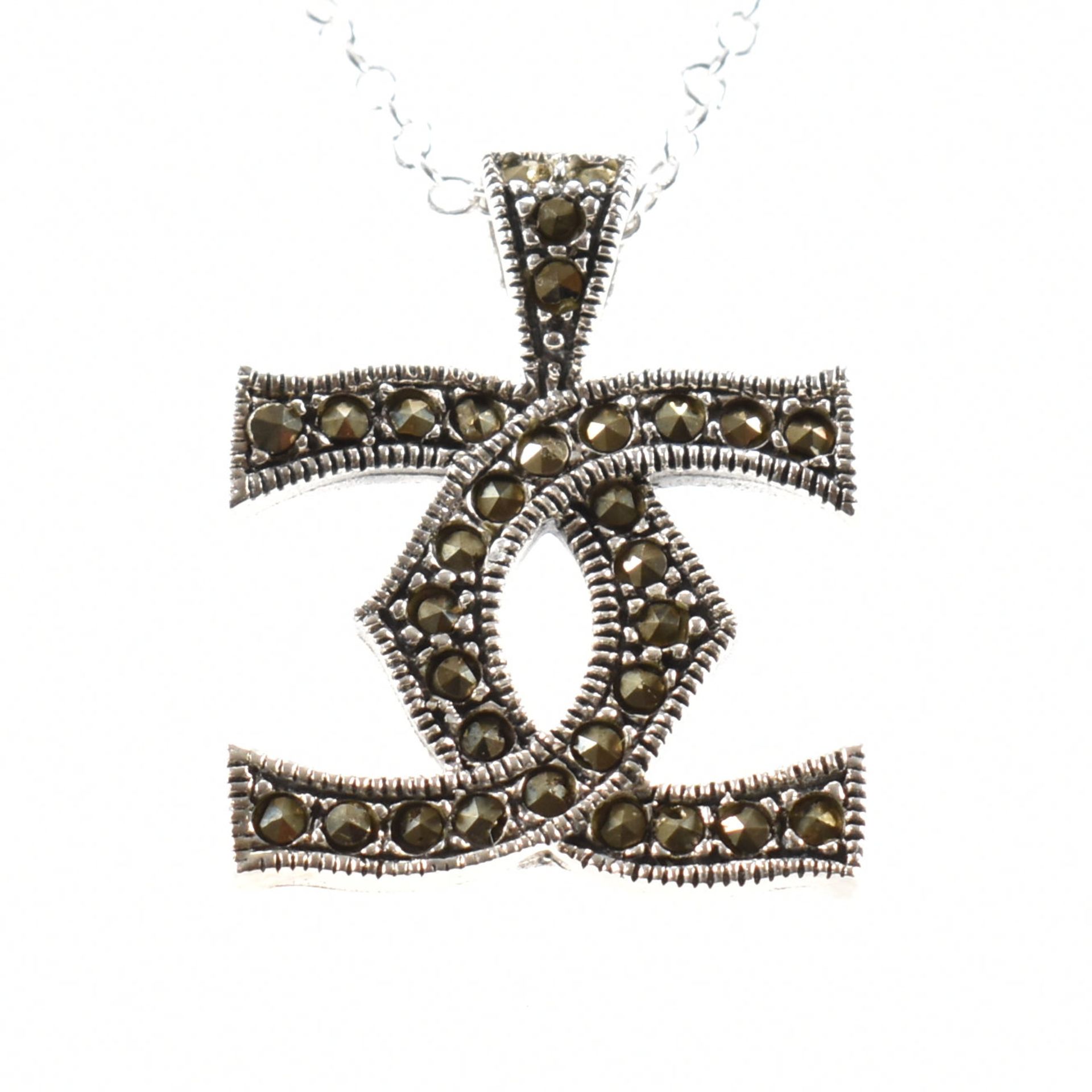 925 SILVER NECKLACE CHAIN & MARCASITE SET PENDANT