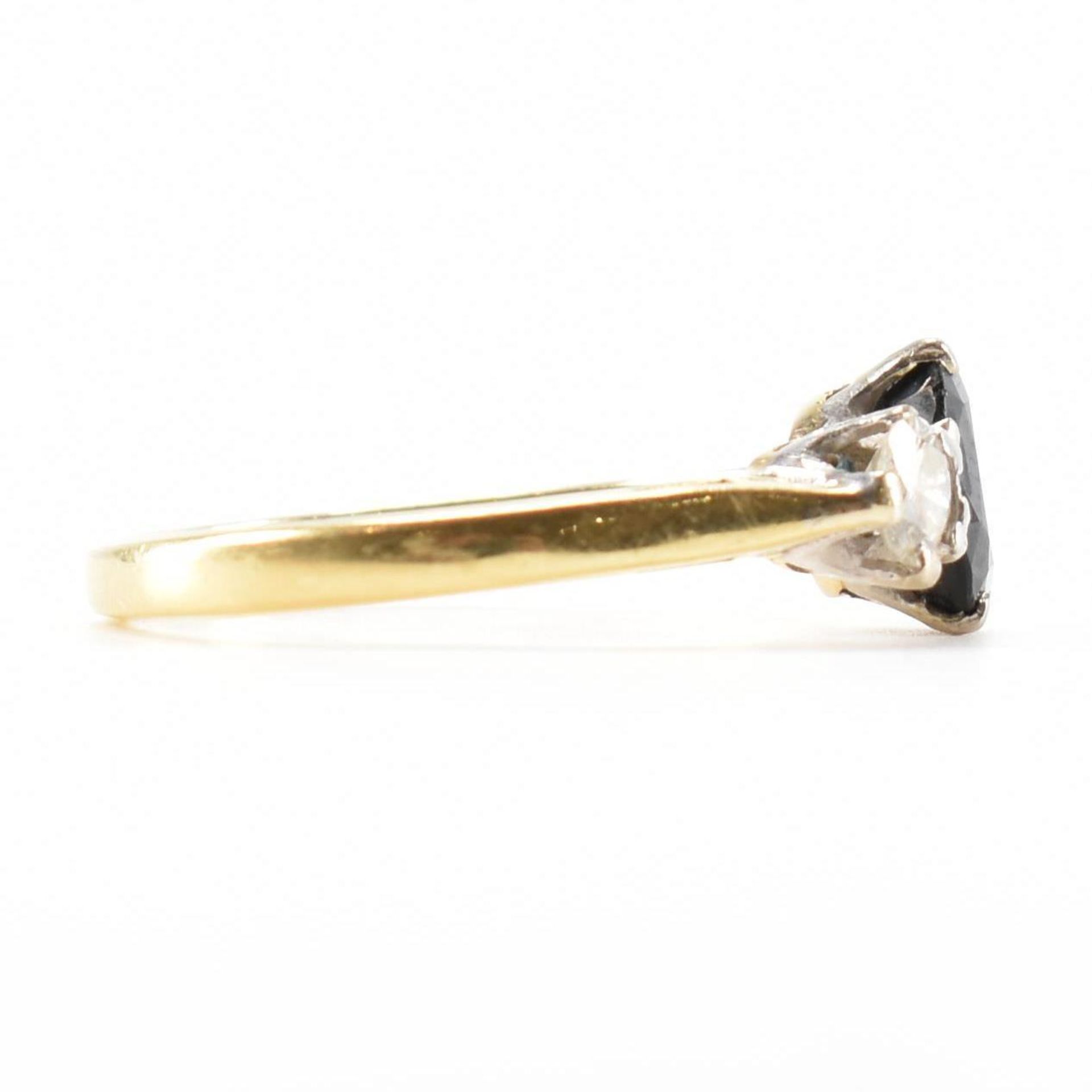 HALLMARKED 18CT GOLD SAPPHIRE & DIAMOND RING - Image 5 of 8