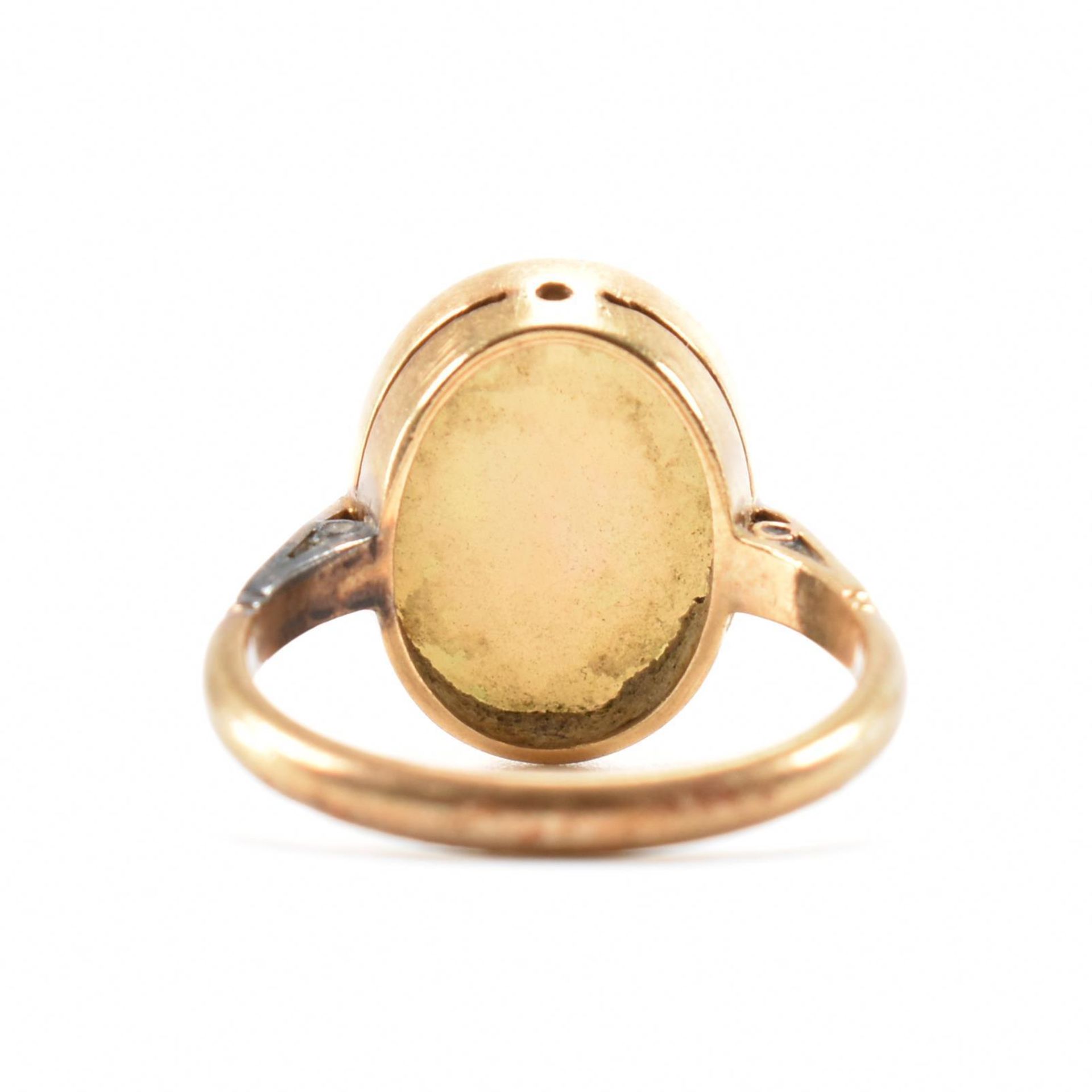 VINTAGE GOLD OPAL CABOCHON RING - Image 4 of 7