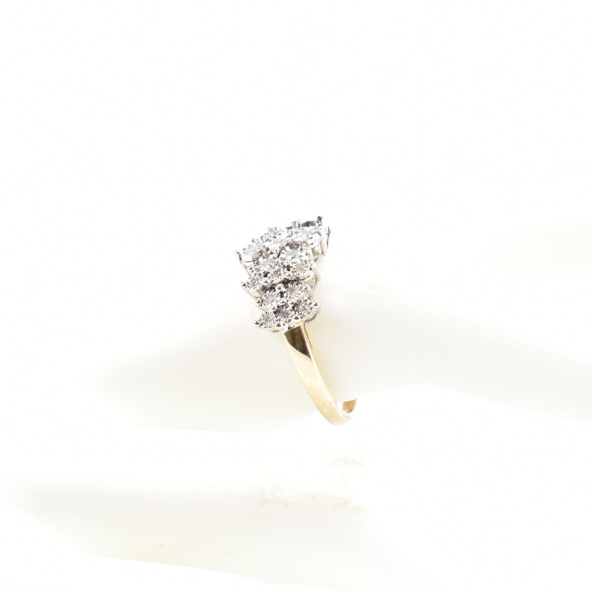 GOLD & DIAMOND CLUSTER RING - Bild 9 aus 9