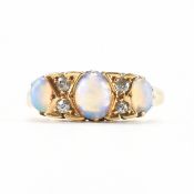 HALLMARKED 18CT GOLD OPAL & SAPPHIRE RING