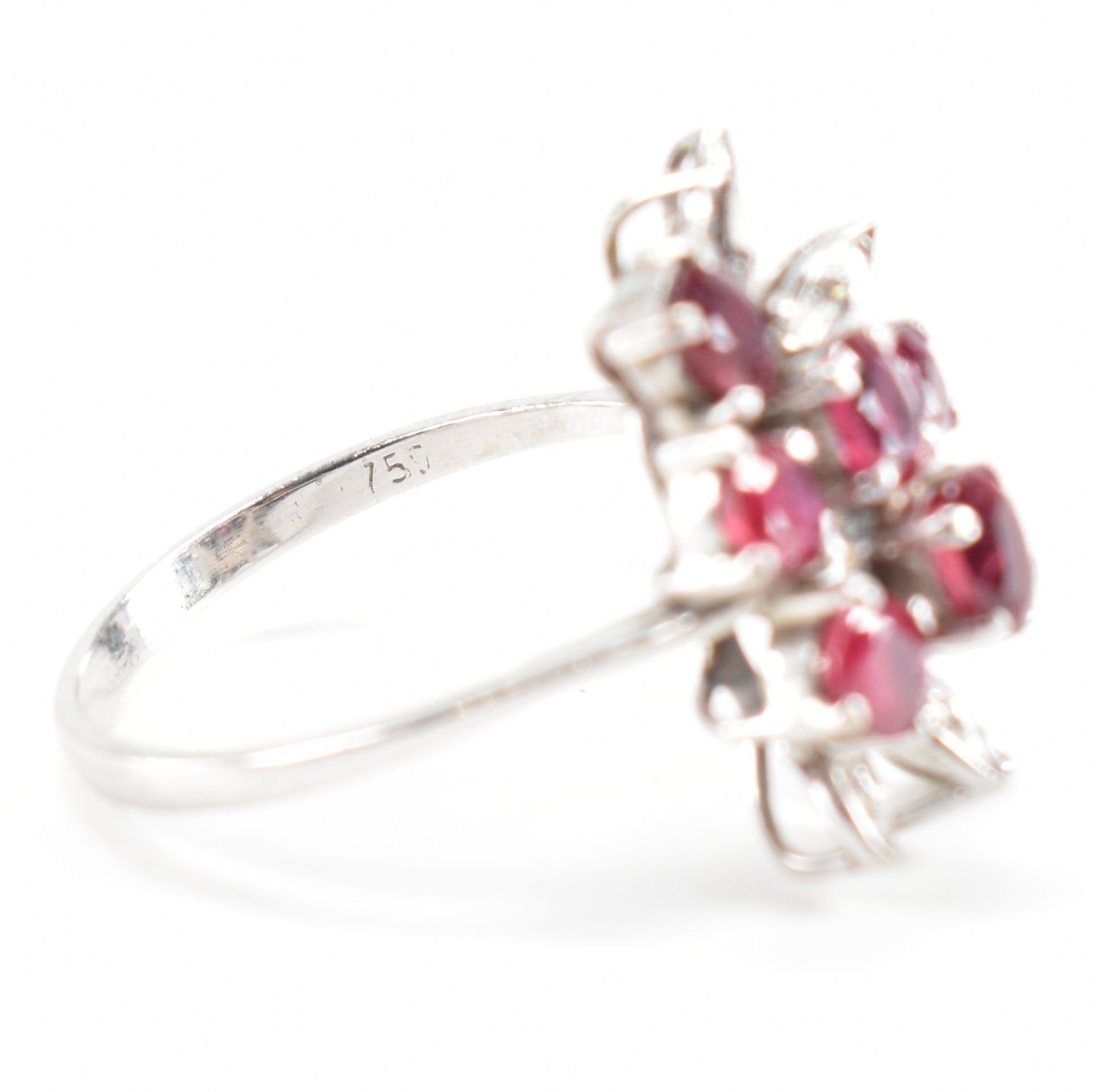 18CT WHITE GOLD RUBY & DIAMOND CLUSTER RING - Image 6 of 8