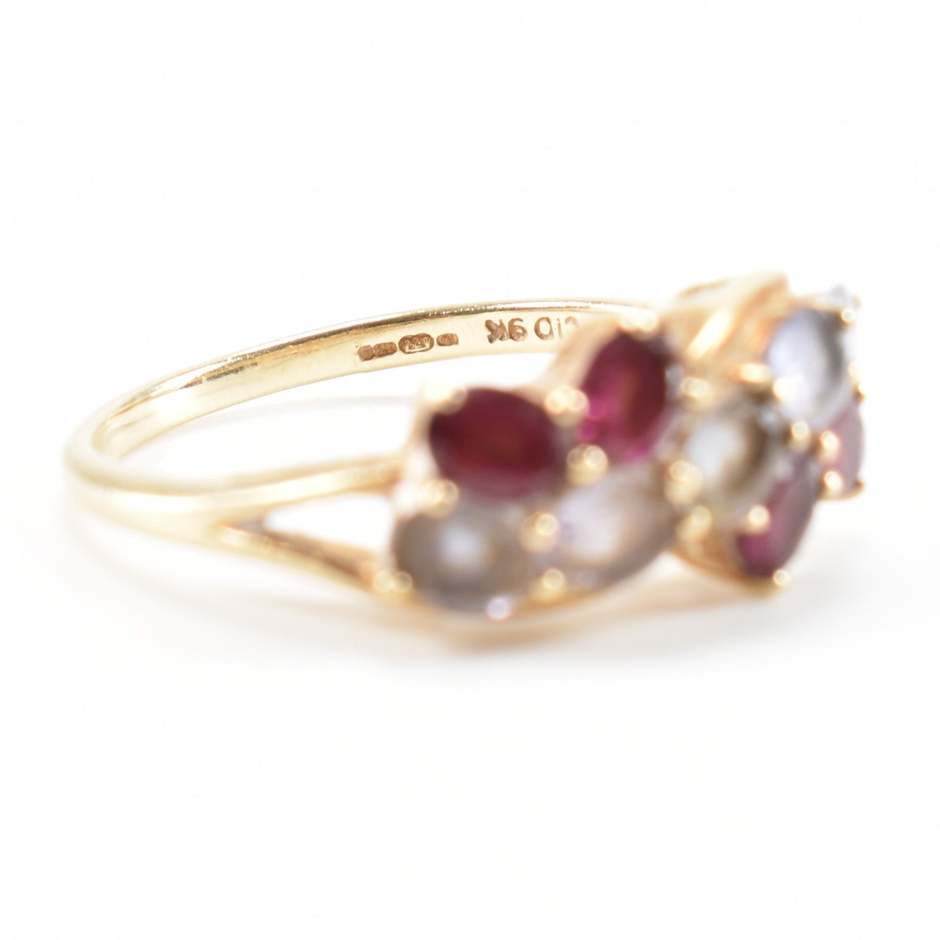 HALLMARKED 9CT GOLD AMETHYST & GARNET CROSSOVER RING - Image 7 of 9