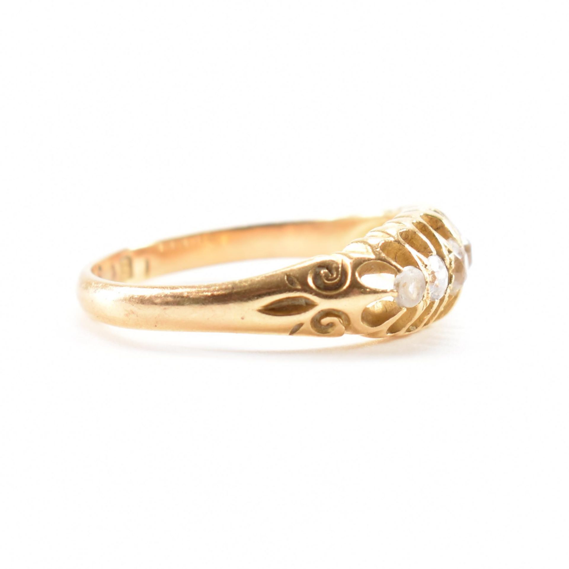 HALLMARKED 18CT GOLD FIVE STONE RING - Image 5 of 9