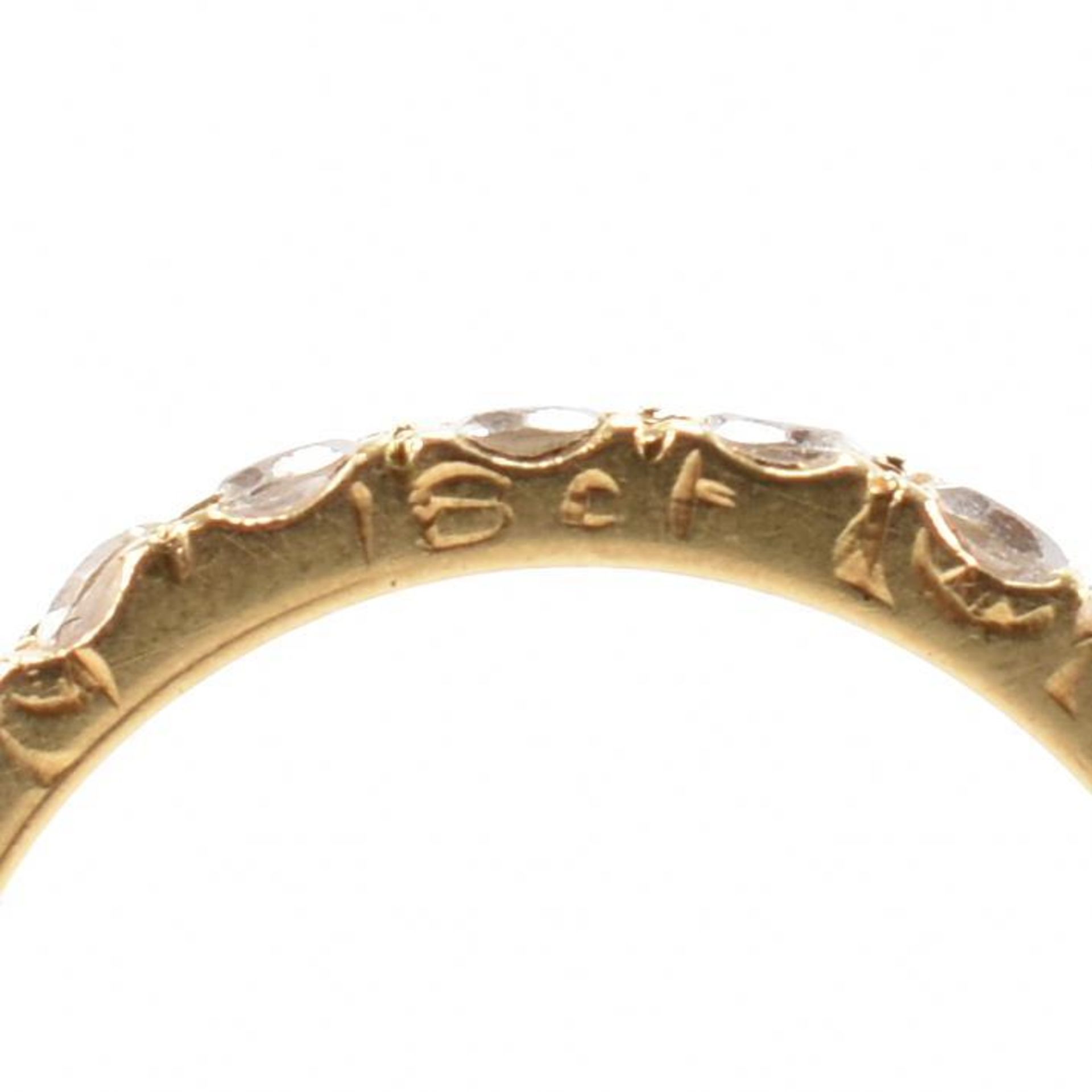 18CT GOLD ETERNITY RING - Image 5 of 6