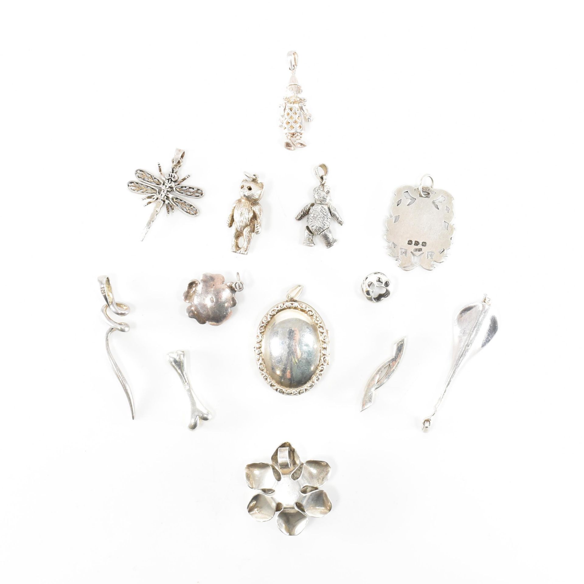 COLLECTION OF ASSORTED 925 SILVER PENDANTS - Image 3 of 3