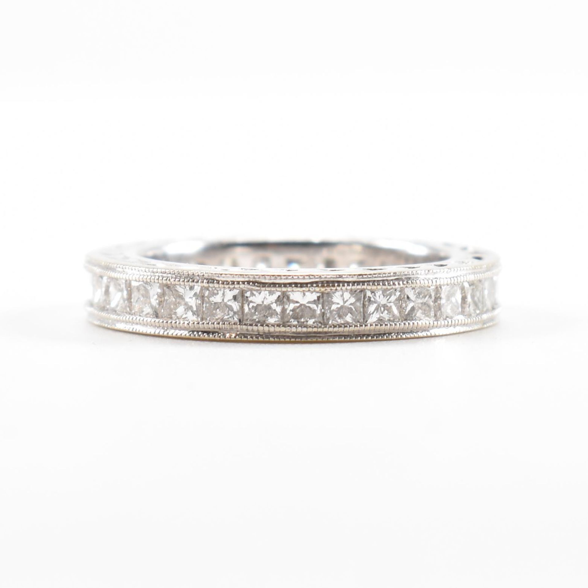 GABRIEL & CO 18CT WHITE GOLD & DIAMOND ETERNITY RING - Image 3 of 8