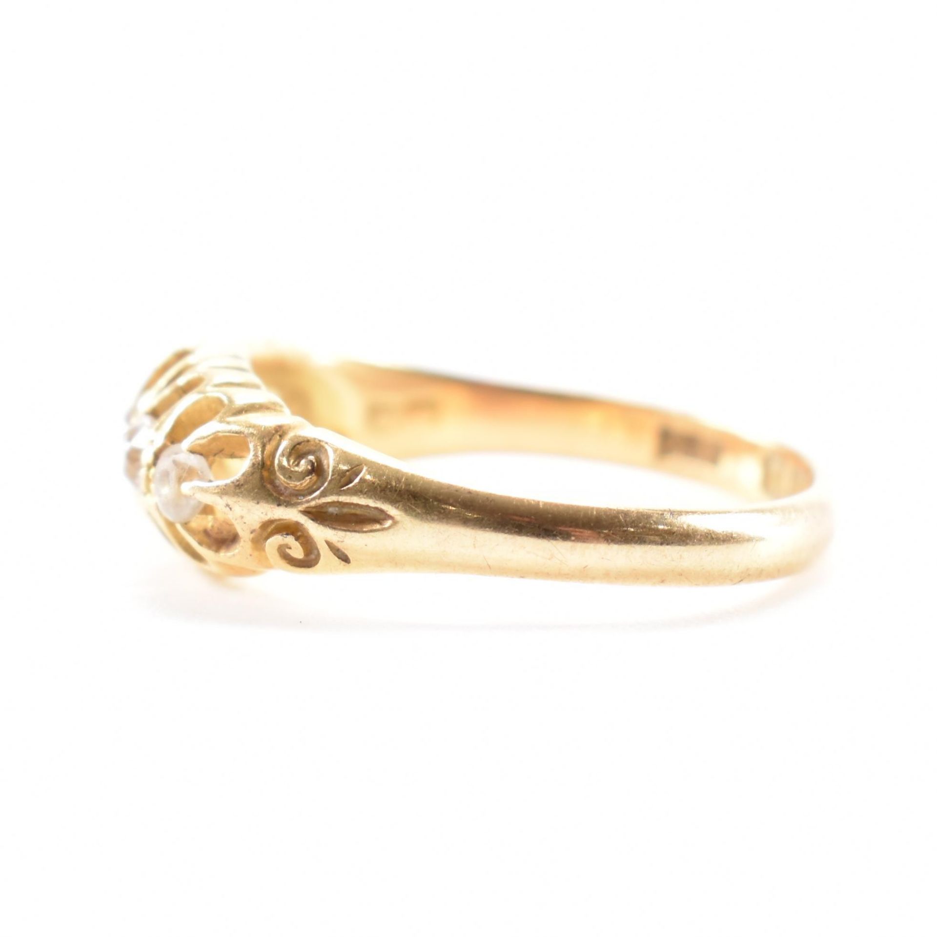 HALLMARKED 18CT GOLD FIVE STONE RING - Image 2 of 9