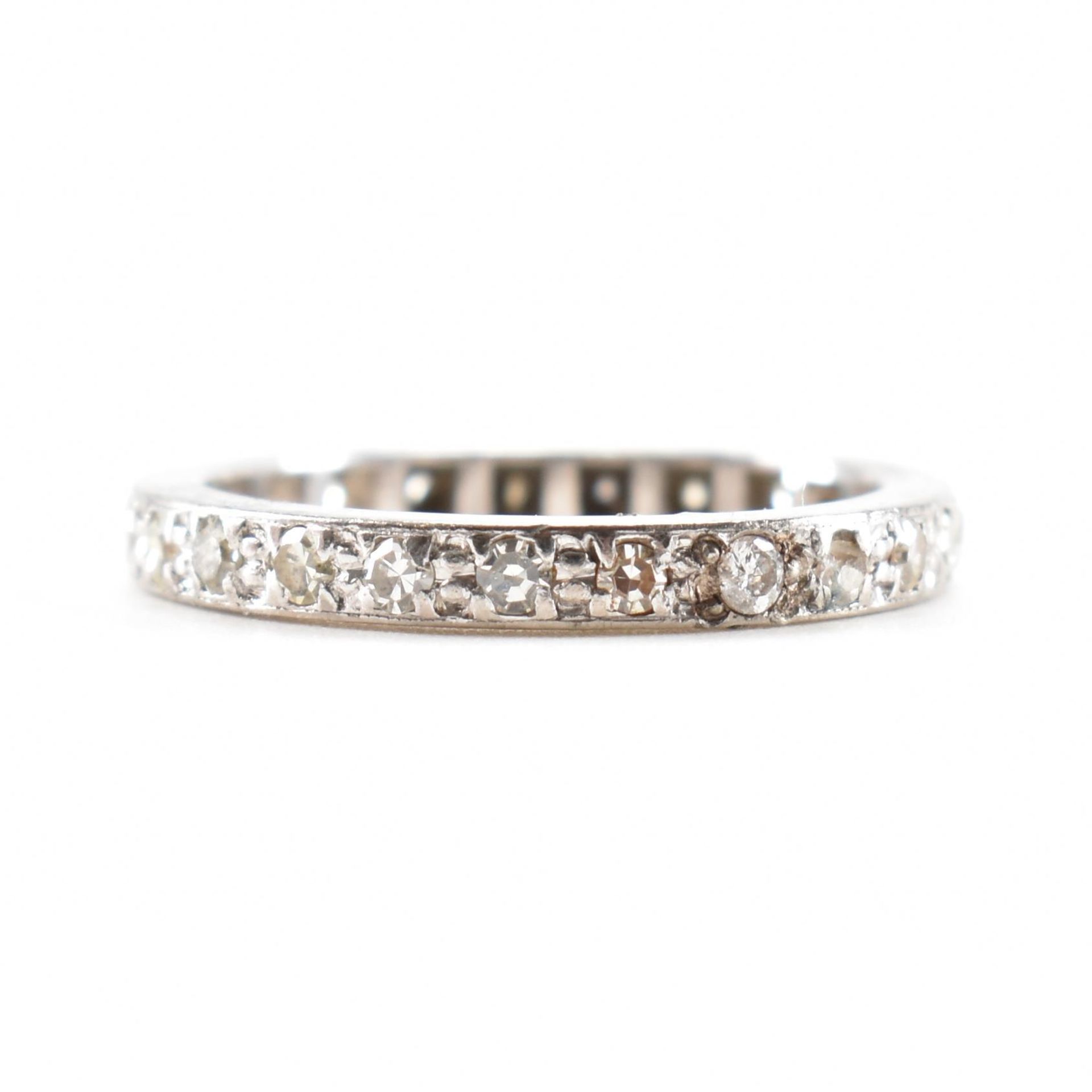 20TH CENTURY PLATINUM & DIAMOND ETERNITY RING - Image 2 of 4