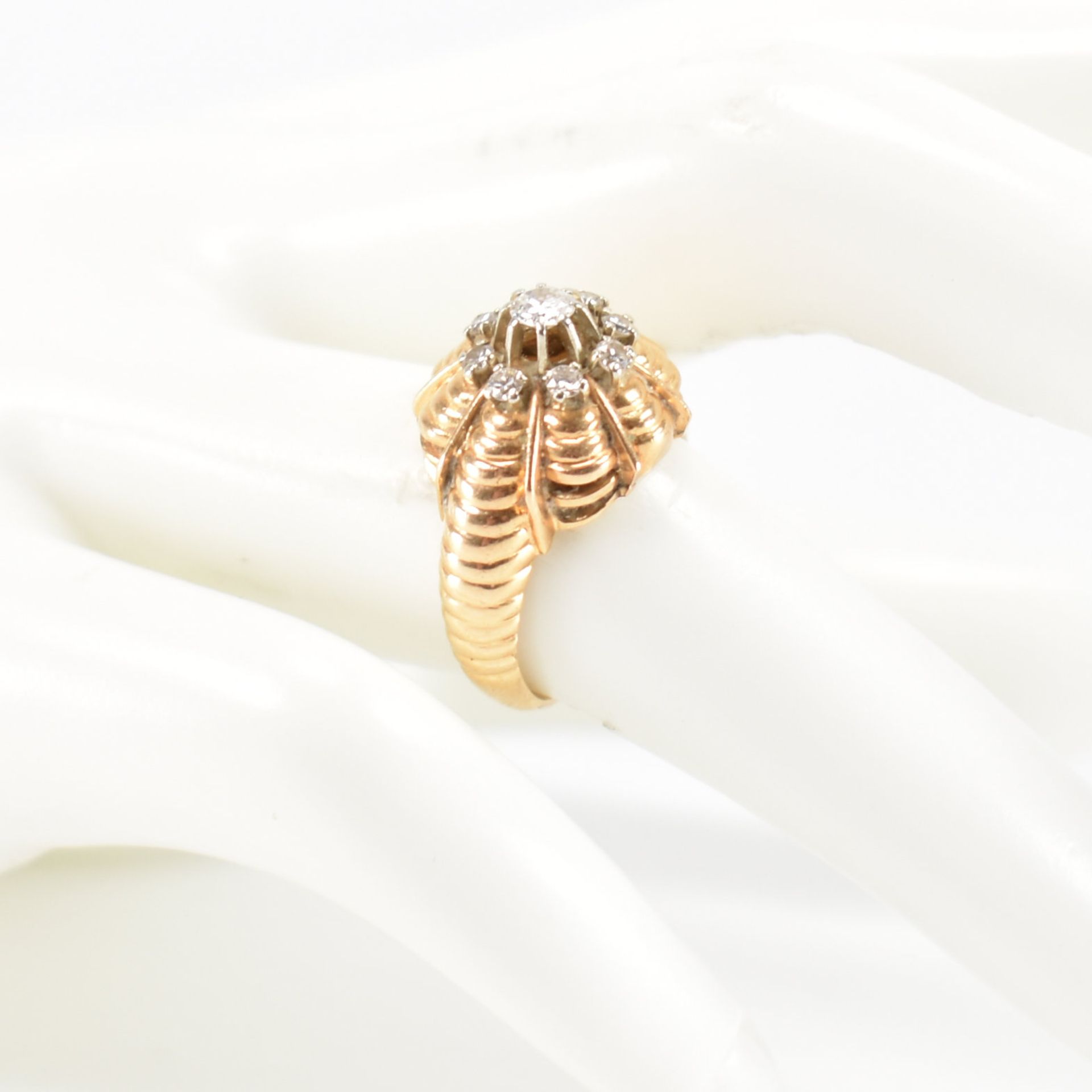 VINTAGE FRENCH DIAMOND CLUSTER RING - Image 9 of 9