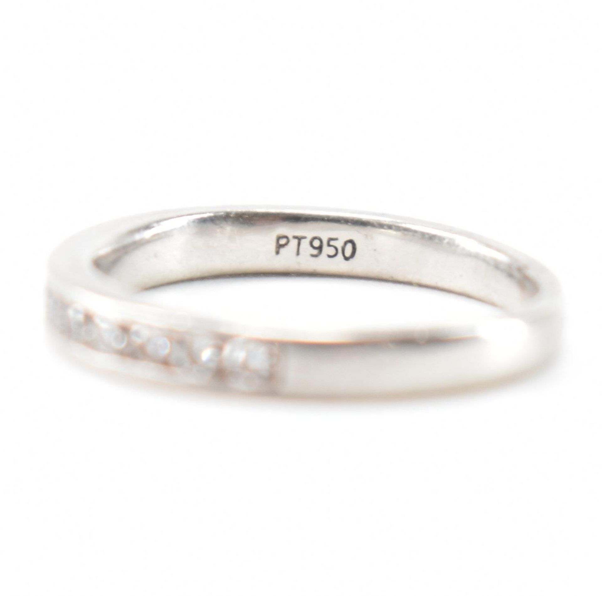 HALLMARKED PLATINUM & DIAMOND CHANNEL SET RING - Image 6 of 8