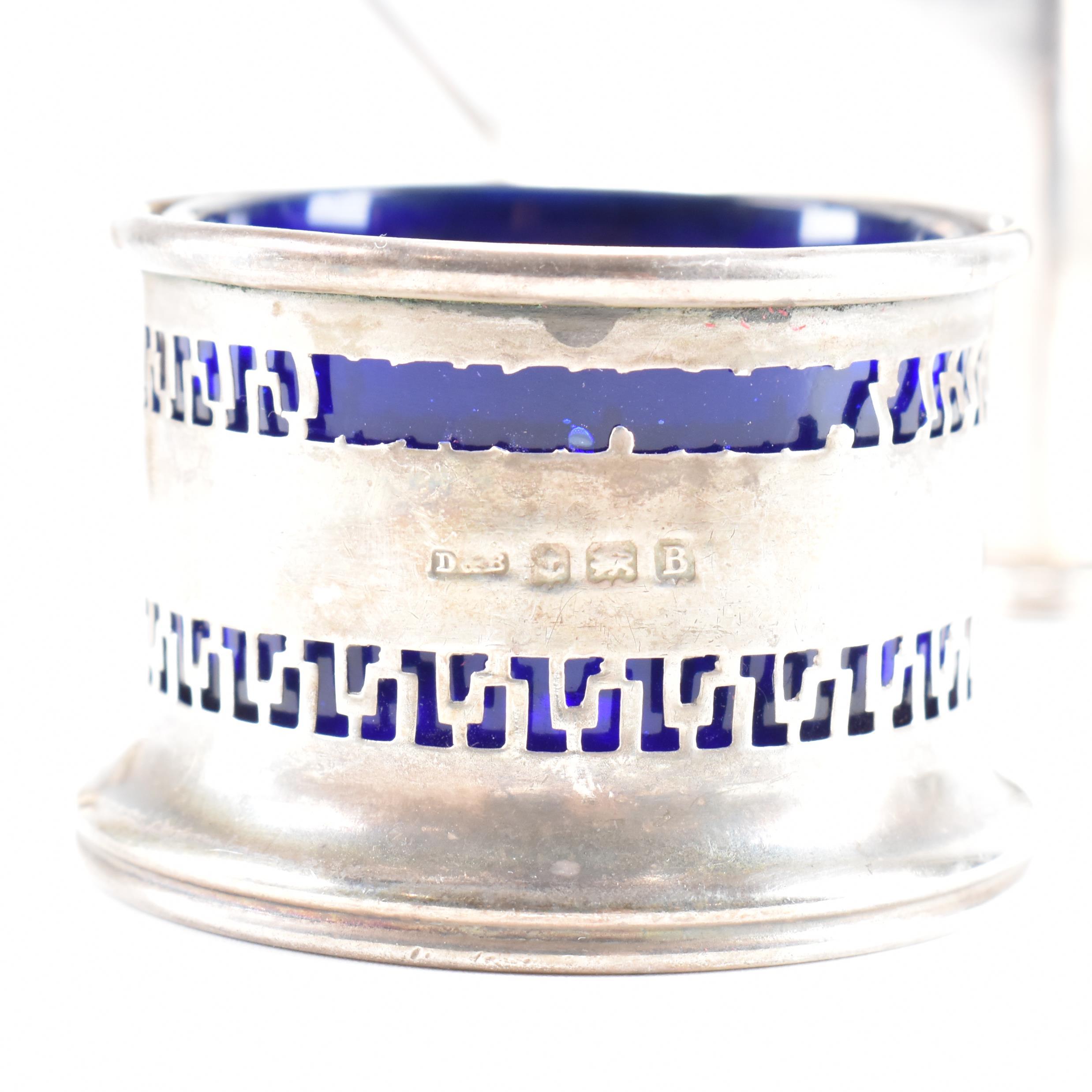 ASSORTED HALLMARKED SILVER & BLUE GLASS LINED CONDIMENTS - Image 3 of 6