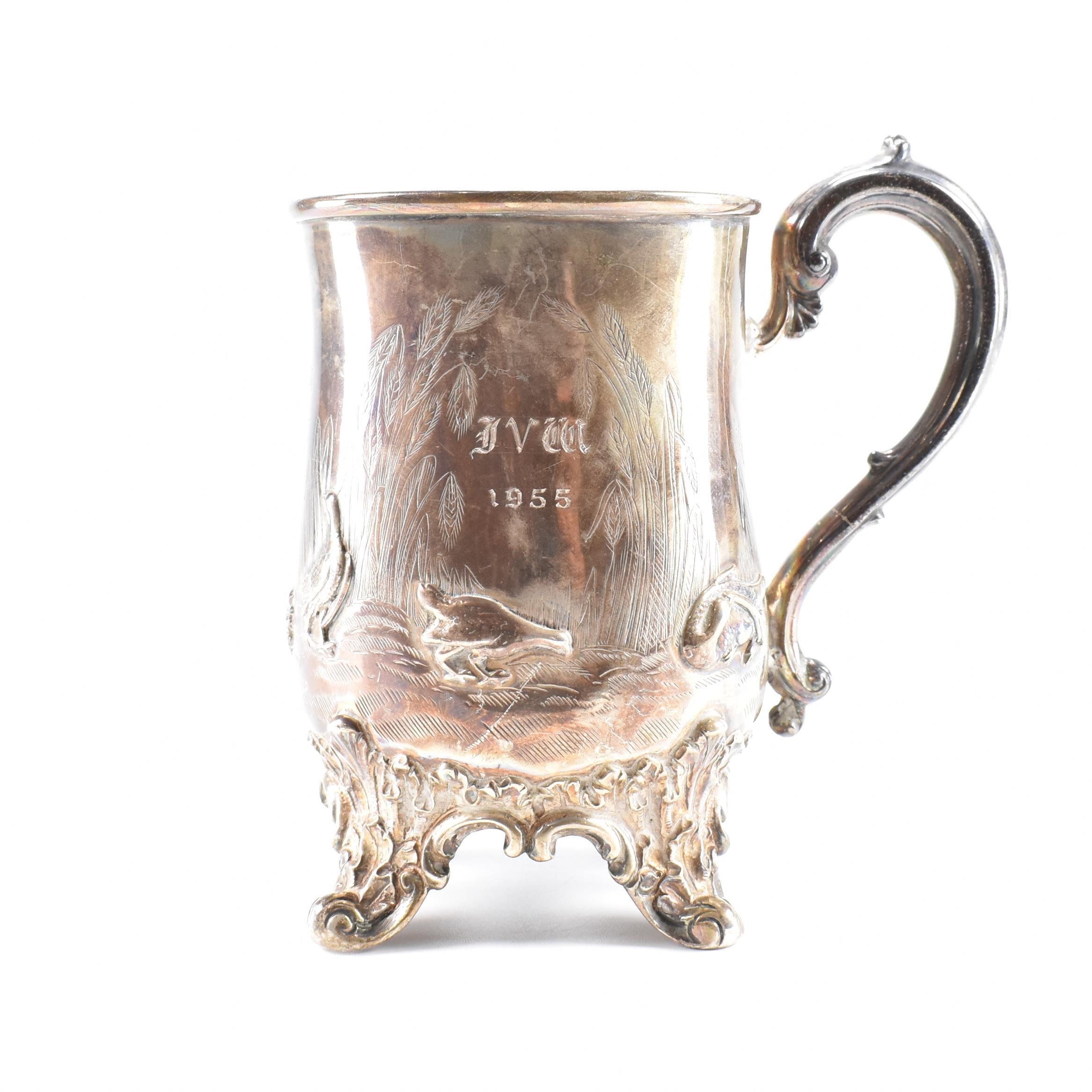 VICTORIAN HALLMARKED SILVER FOOTED TANKARD CUP TROPHY - Image 2 of 4