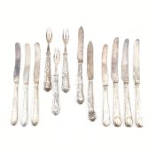 AN ASSORTMENT OF SILVER HALLMARKED FLATWARE