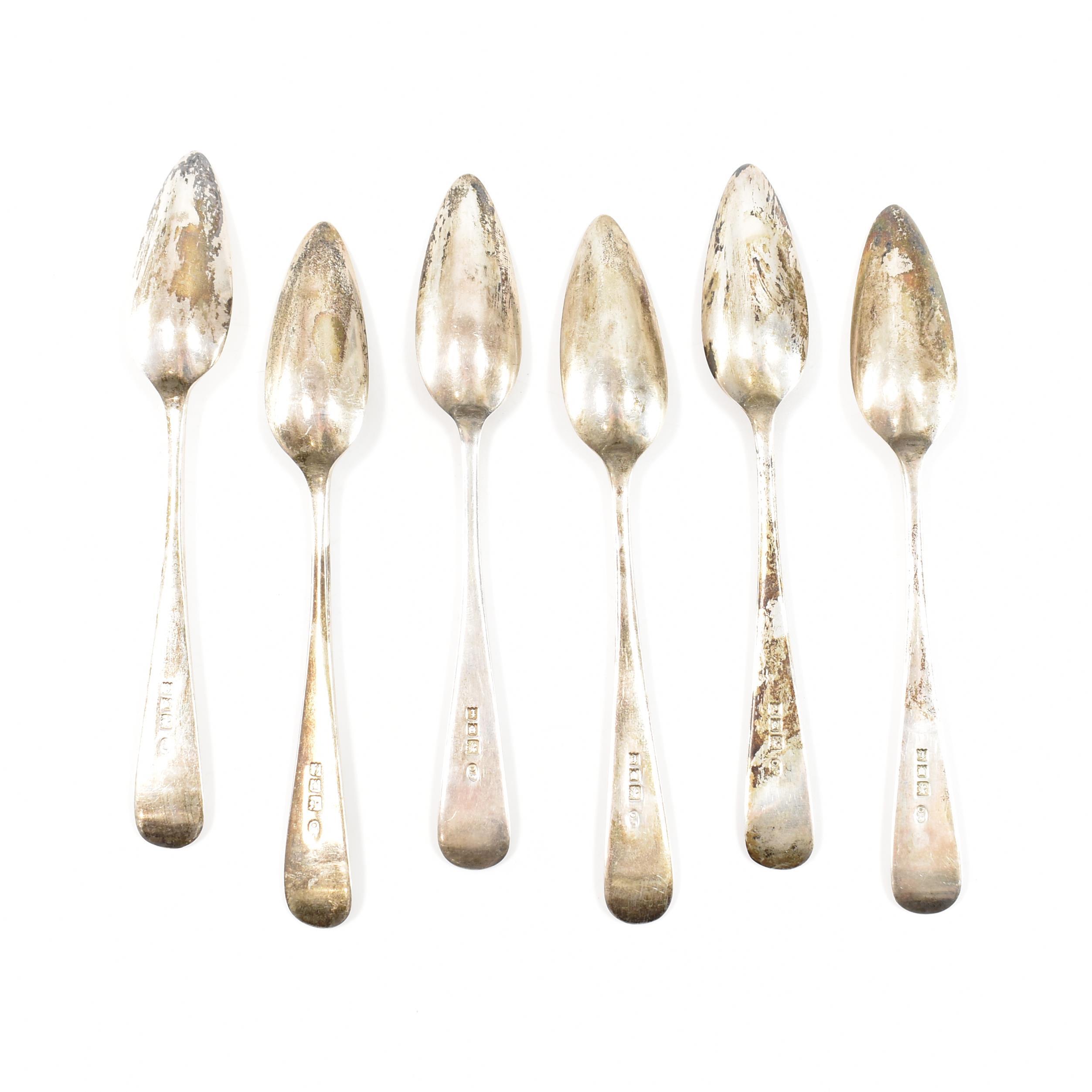 1920S ART DECO SILVER HALLMARKED GRAPEFRUIT SPOONS - Image 2 of 3