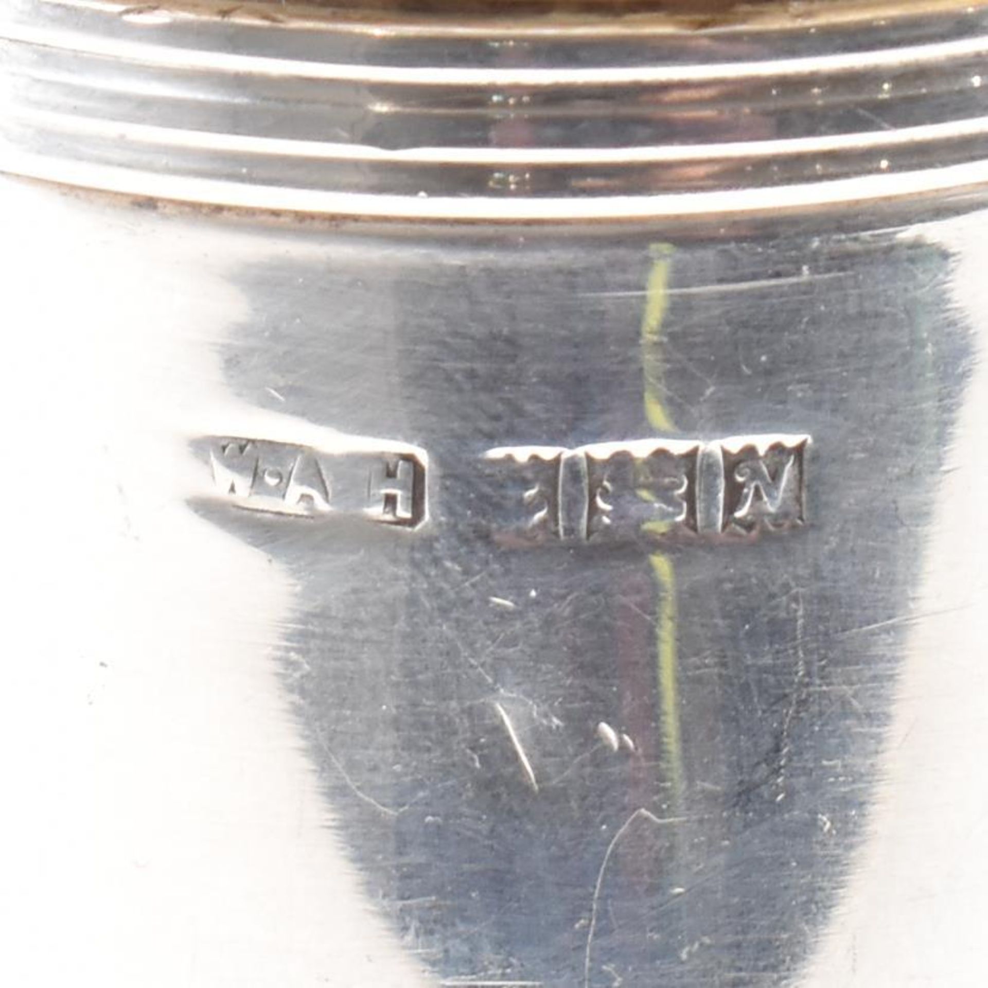 TWO MID-CENTURY SILVER PEPPER SHAKERS TOGETHER WITH A SILVER MUSTARD POT - Image 6 of 6