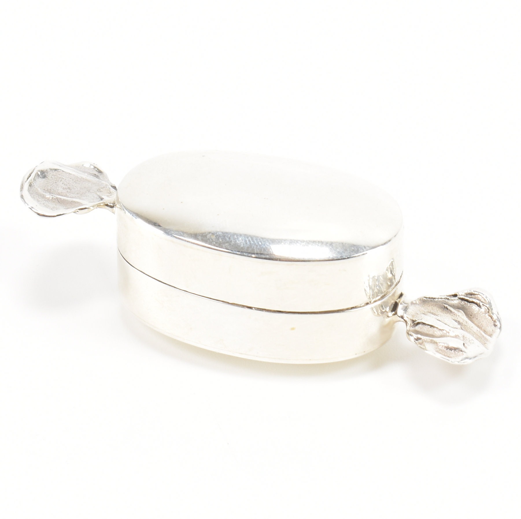 SILVER PILL BOX IN FORM OF A SWEET