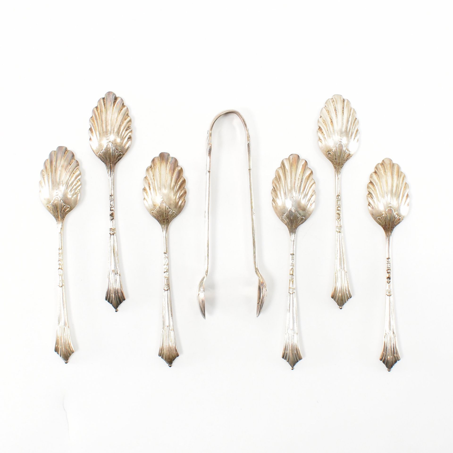 A SET OF HALLMARKED VICTORIAN TEASPOONS & SUGAR TONGS - Image 2 of 3