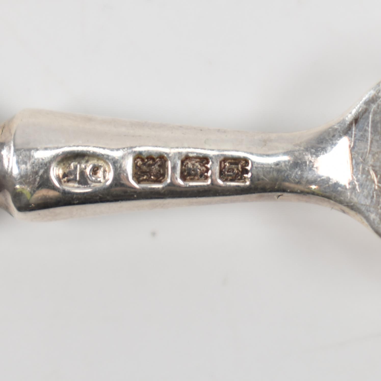 20TH CENTURY JOSIAH WILLIAMS SILVER & MOTHER OF PEARL CUTLERY - Image 7 of 11