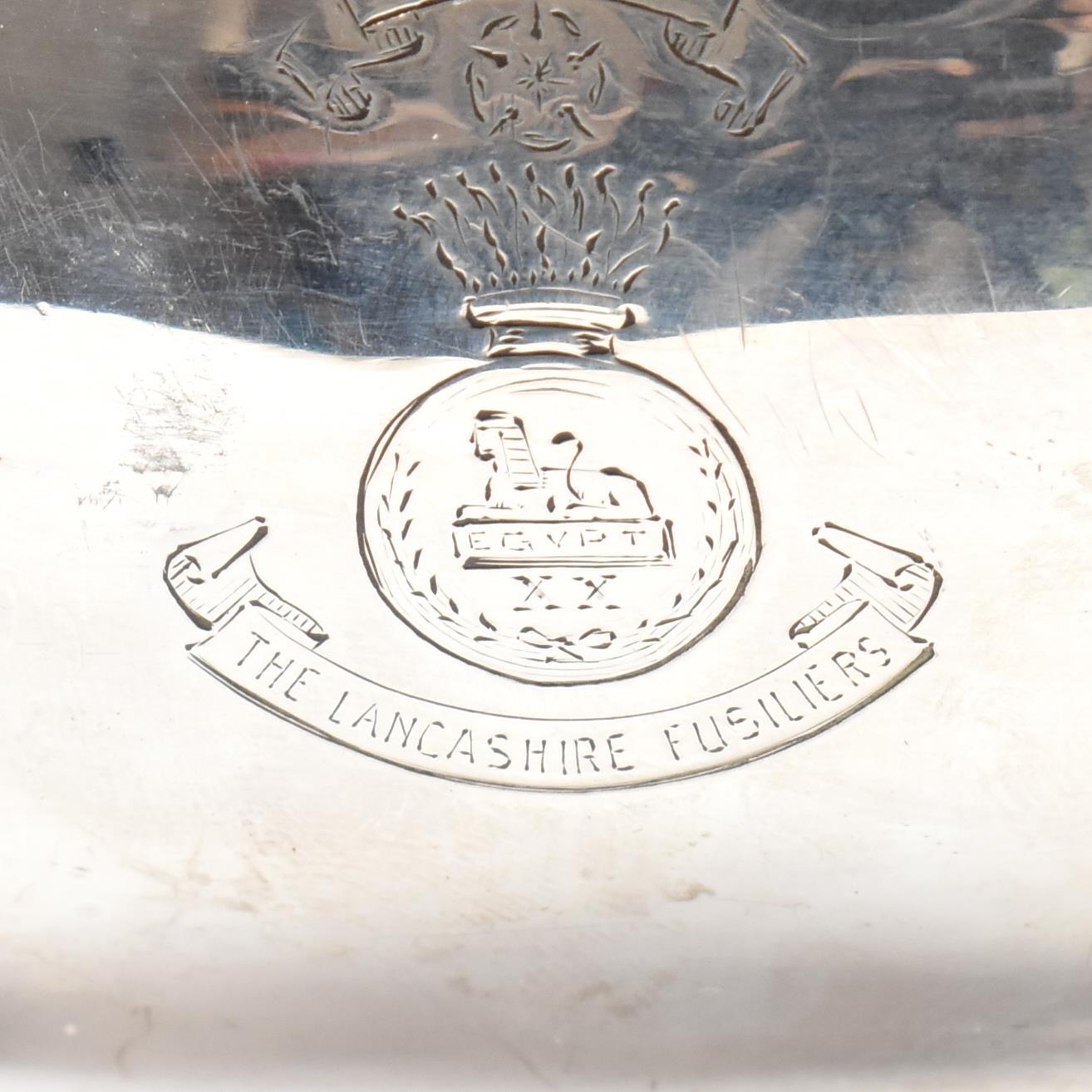 A GEORGE V SILVER HALLMARKED TEA SERVICE - Image 4 of 5