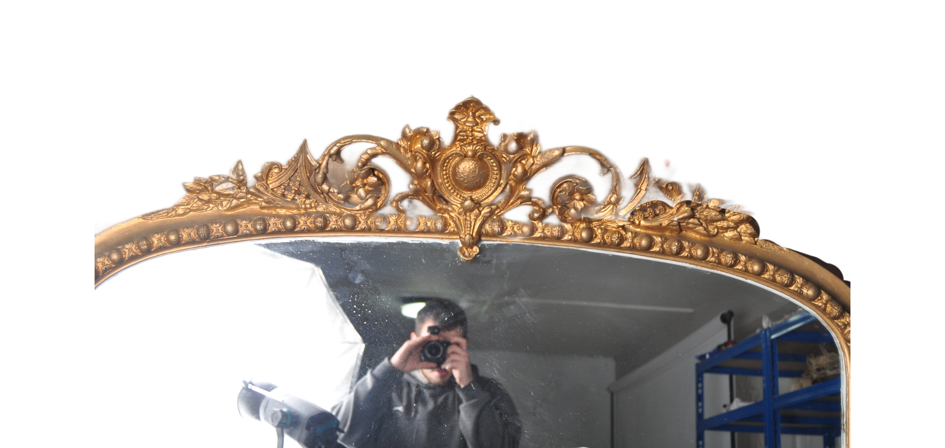 LARGE 19TH CENTURY VICTORIAN GILT WALL MIRROR - Image 4 of 8