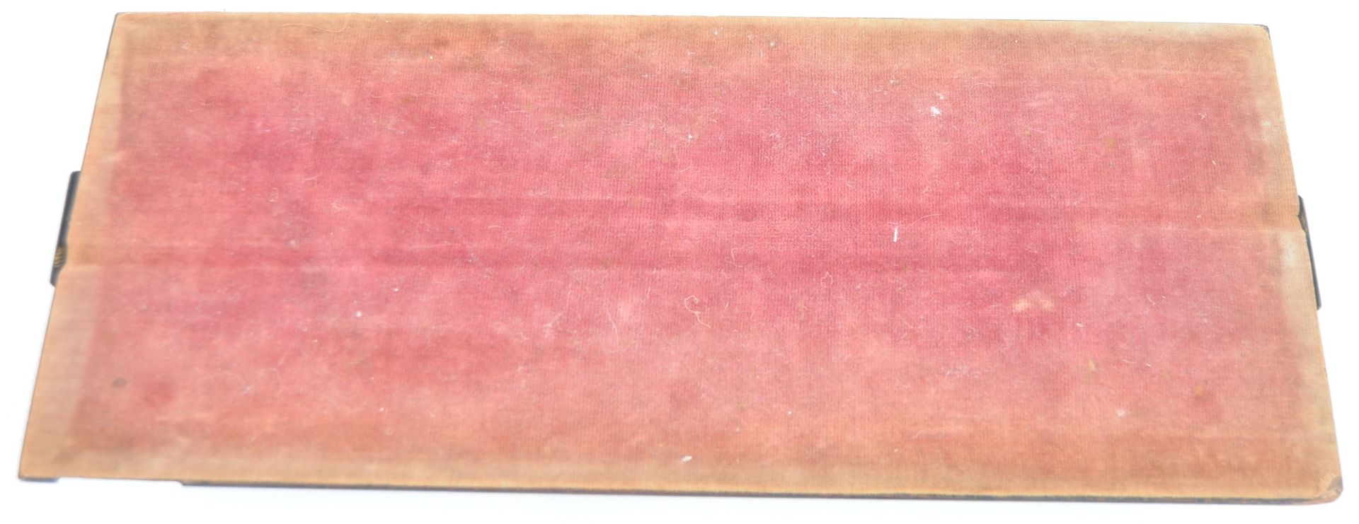 19TH CENTURY BETJEMAN WEDGWOOD CAMEO BOOK SLIDE - Image 9 of 9