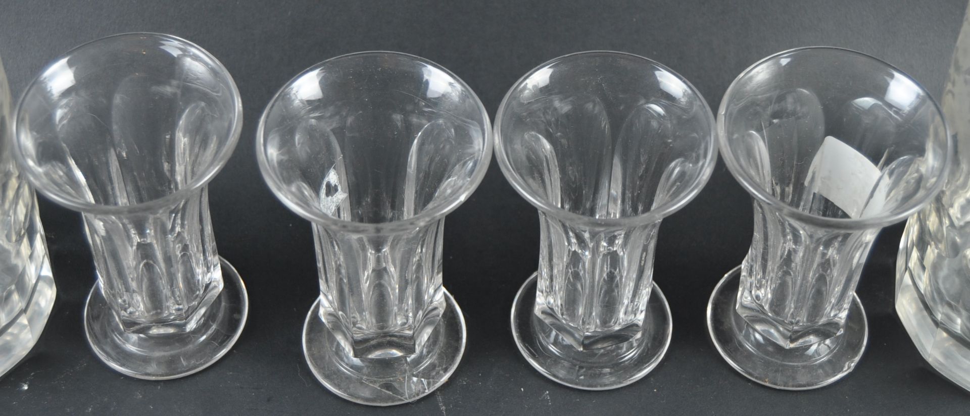 19TH CENTURY ETCHED GLASS DRINKS DECANTERS & GLASSES - Image 3 of 5
