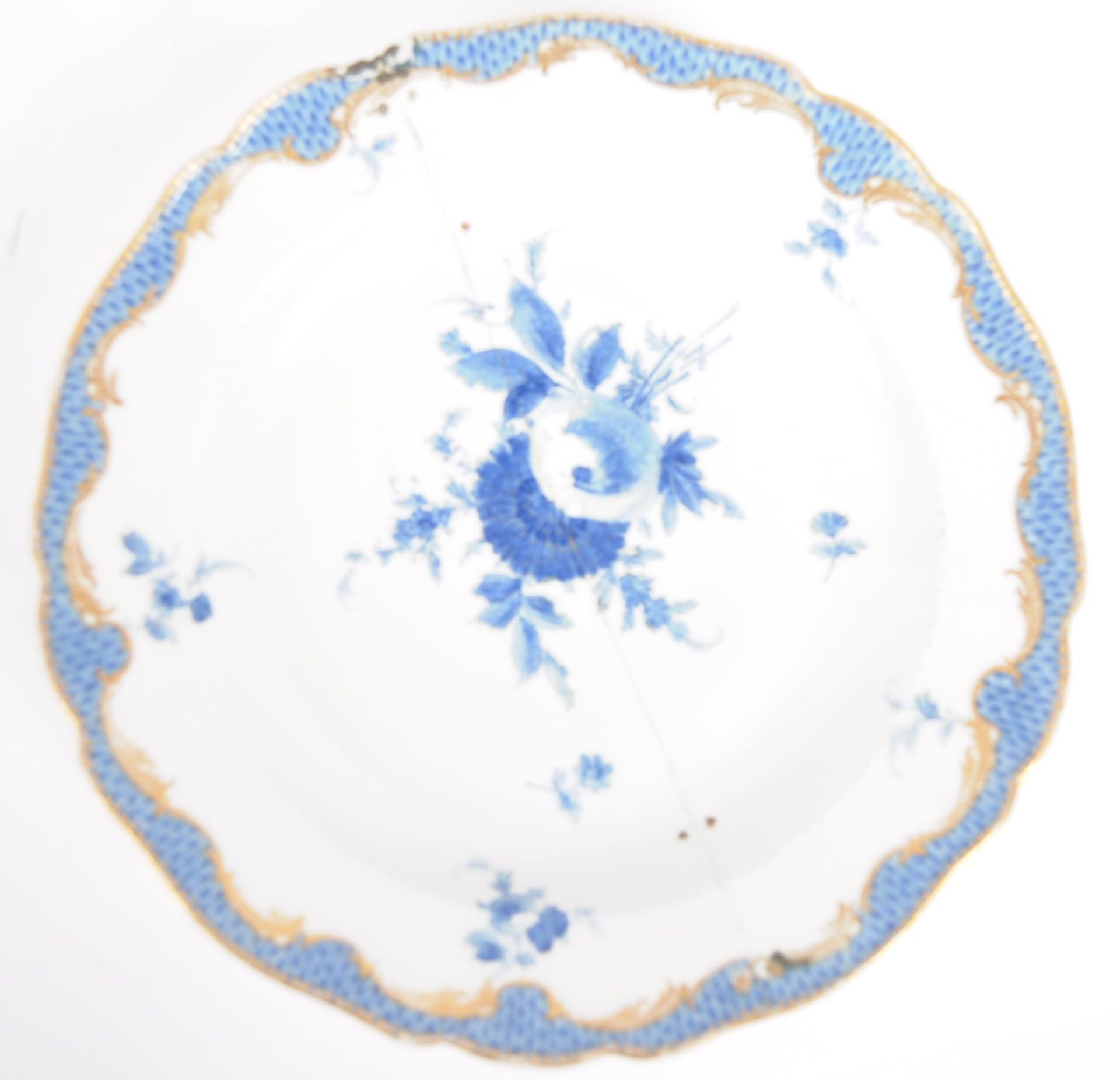 19TH CENTURY MEISSEN BLUE & WHITE PORCELAIN TEA SET - Image 17 of 18