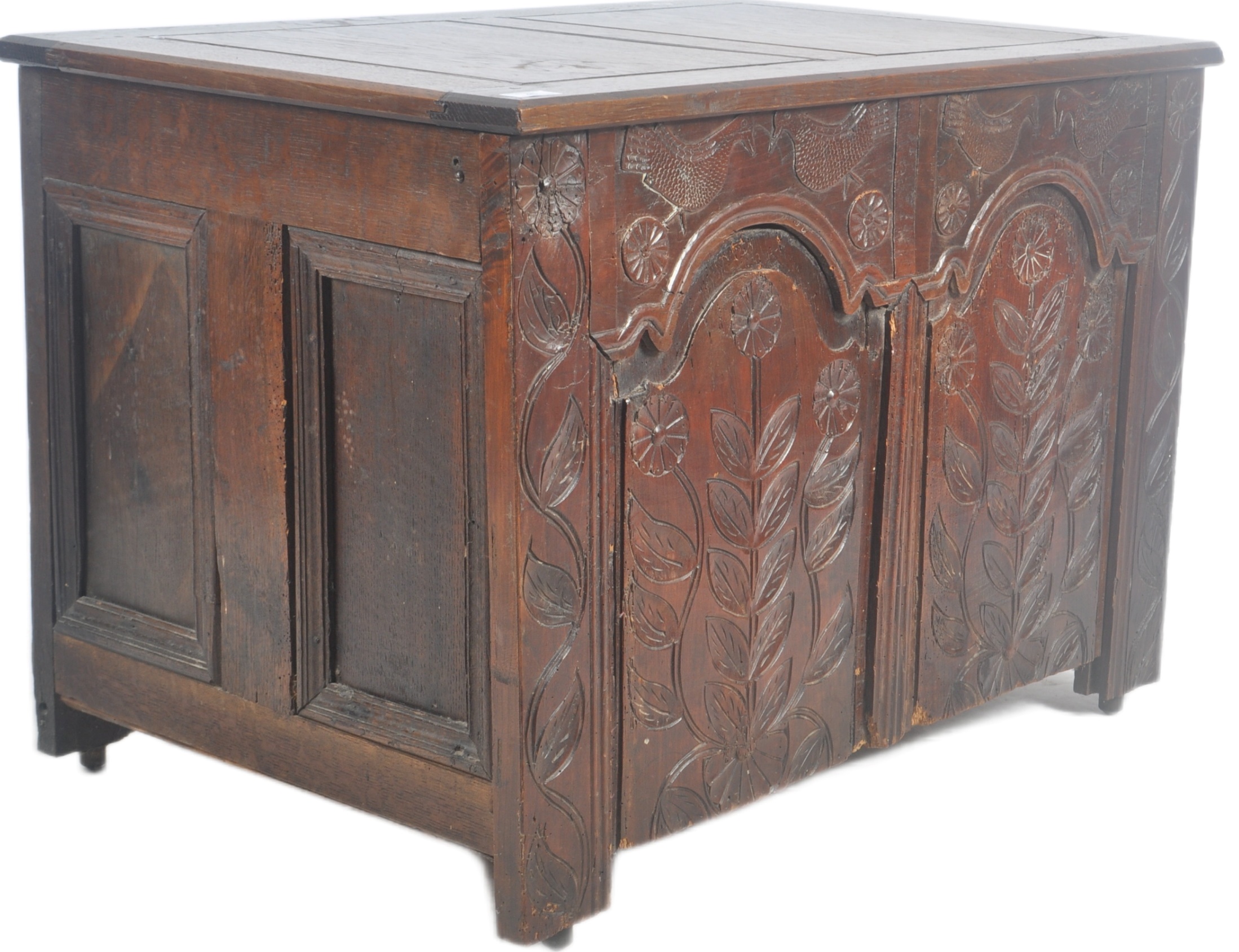 LARGE 18TH CENTURY CARVED OAK COFFER CHEST