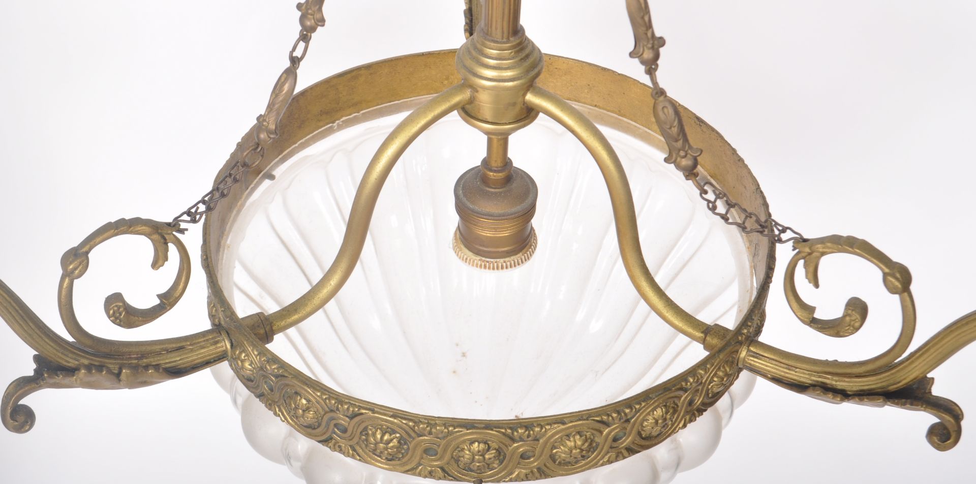20TH CENTURY BRASS AND FROSTED GLASS HANGING CHANDELIER - Bild 2 aus 6