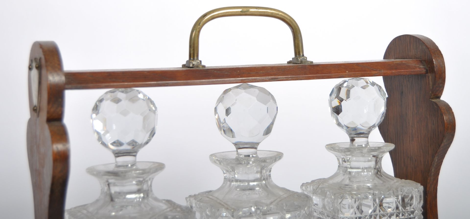 19TH CENTURY VICTORIAN TRIPLE DECANTER TANTALUS - Image 5 of 10