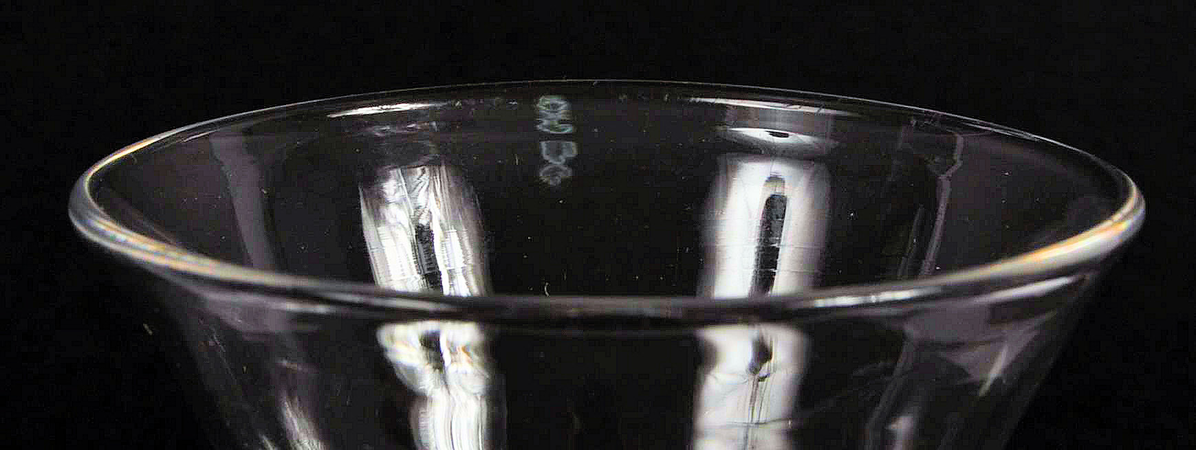 18TH CENTURY GEORGE III WINE DRINKING GLASS - Image 3 of 5