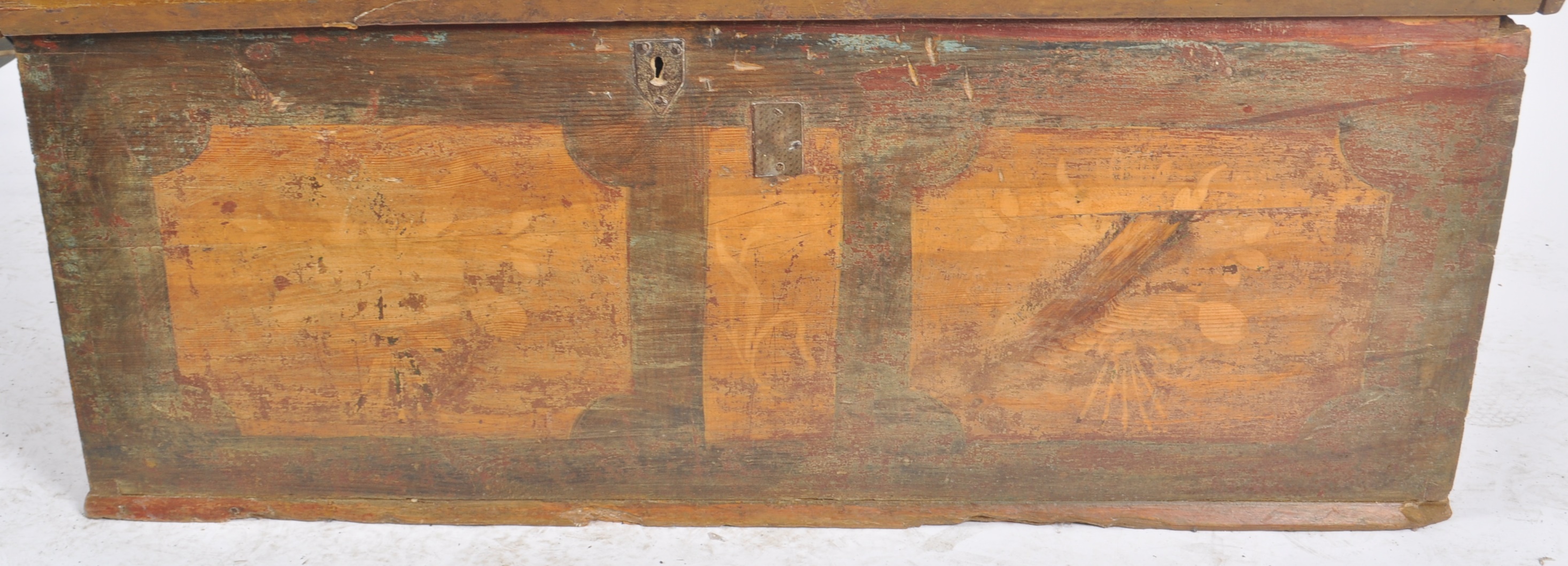 19TH CENTURY DUTCH PAINTED PINE TRUNK - Image 4 of 10