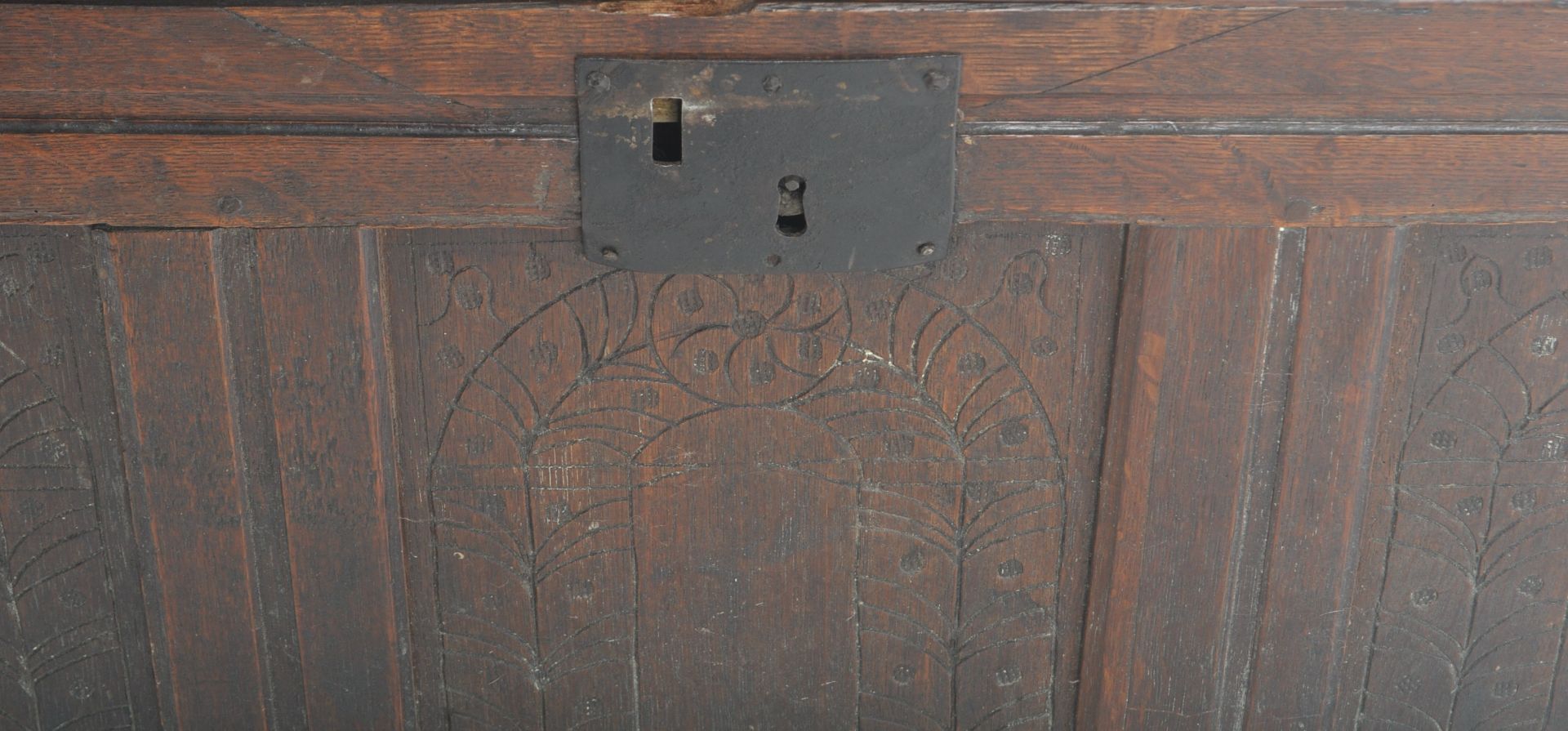 19TH CENTURY CARVED OAK COFFER BOX - Image 3 of 4