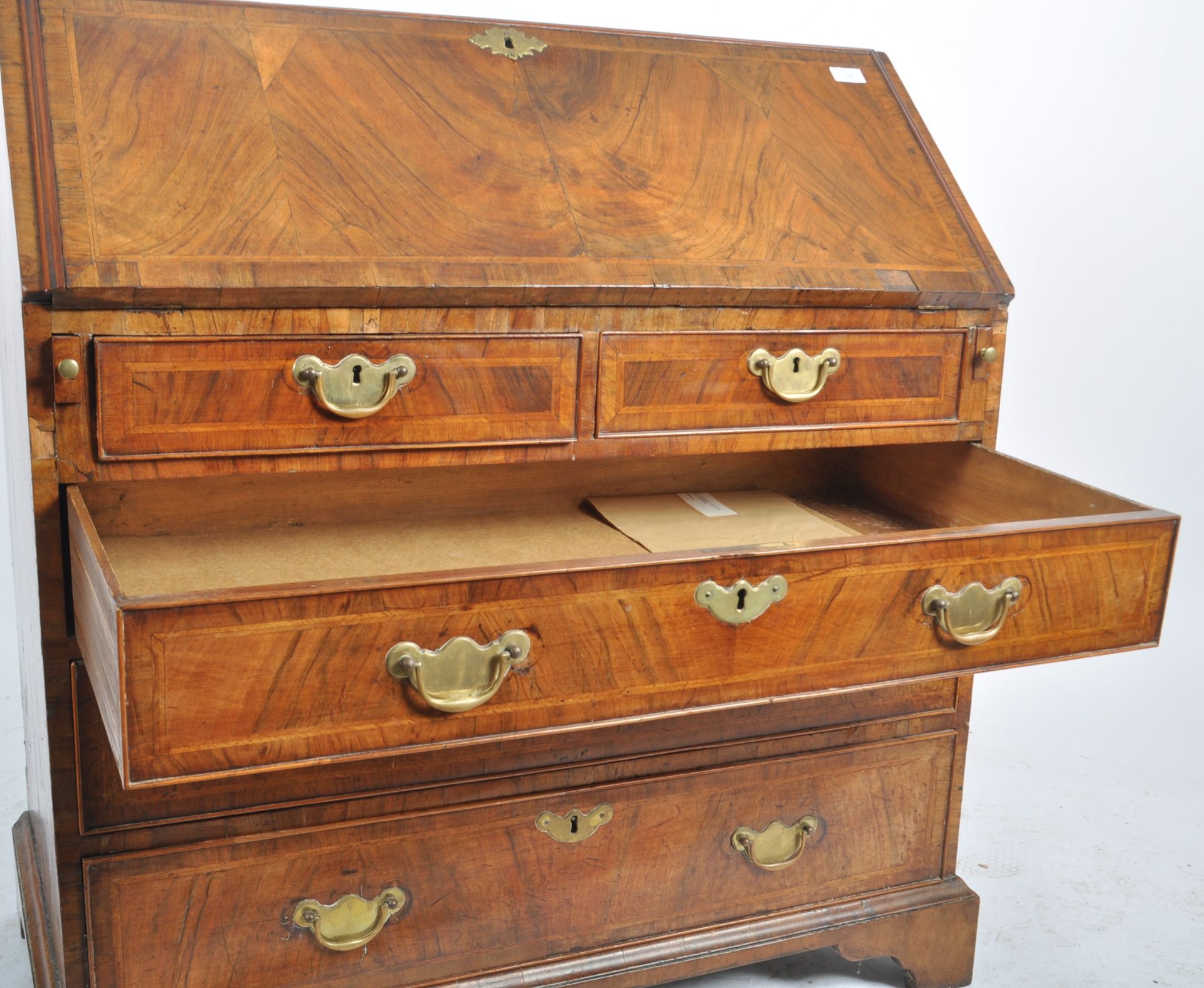 18TH CENTURY GEORGE III WALNUT BUREAU - Image 8 of 13