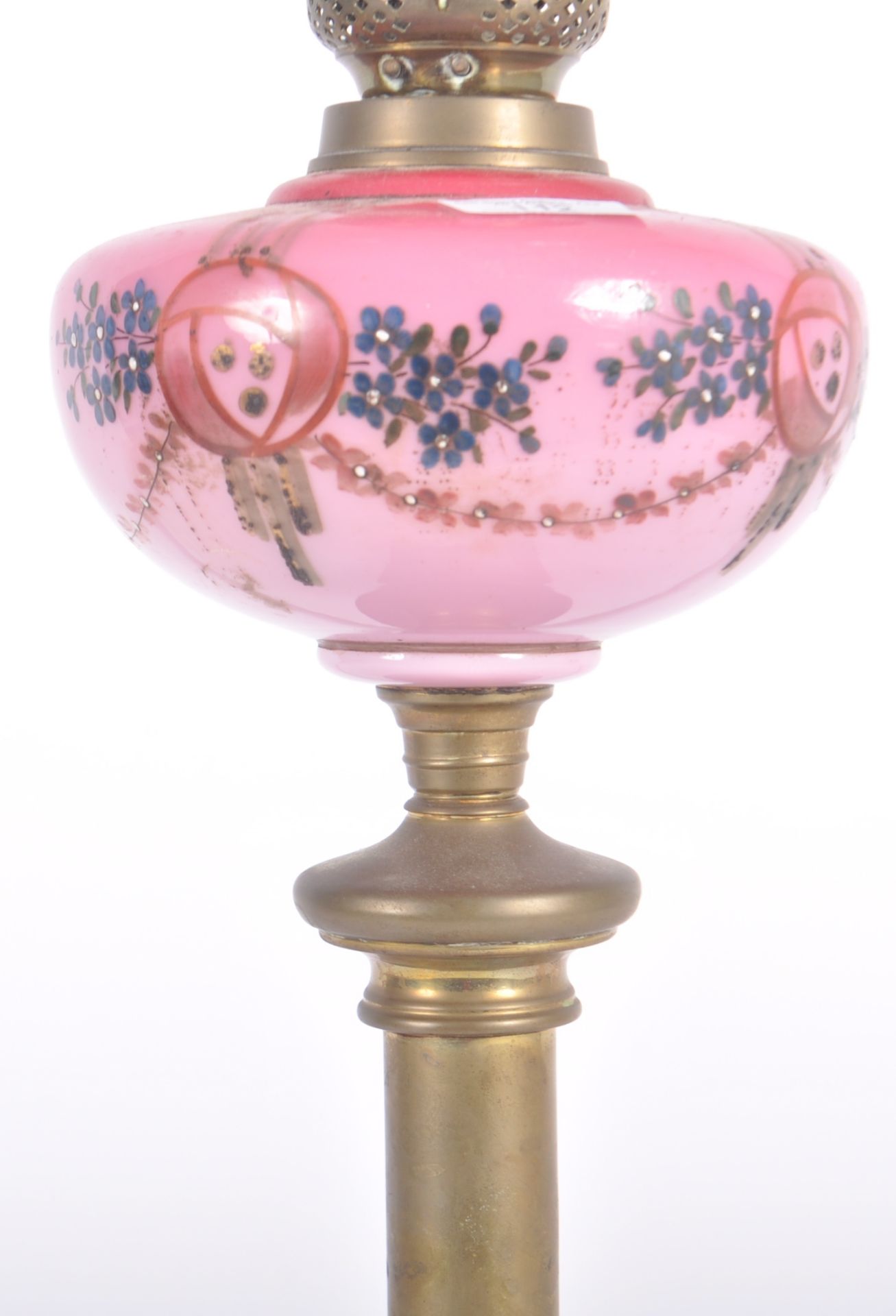 19TH CENTURY VICTORIAN NEOCLASSICAL OIL LAMP - Image 3 of 8