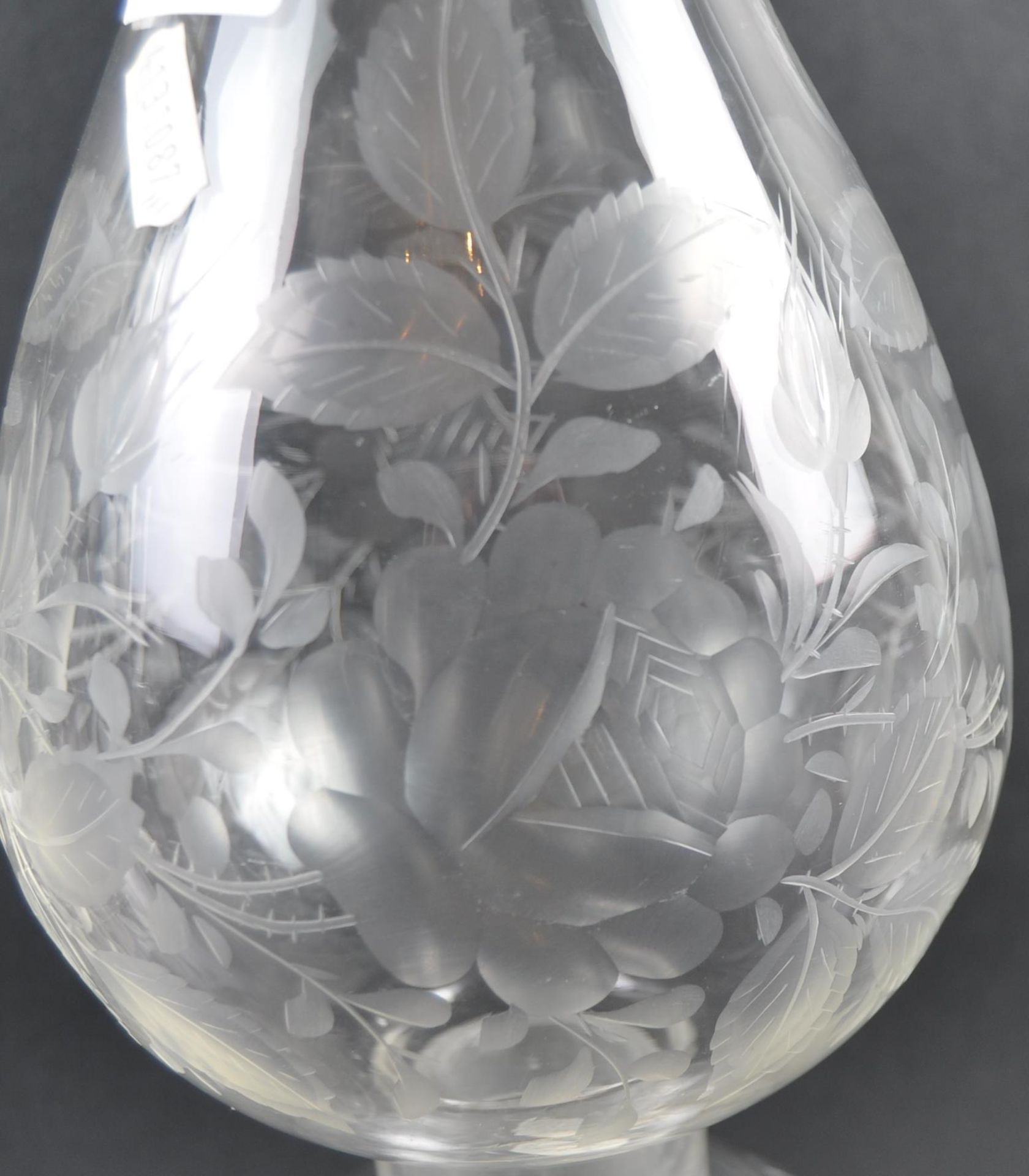 SET OF THREE VICTORIAN GLASS OIL LAMPS - Image 6 of 6