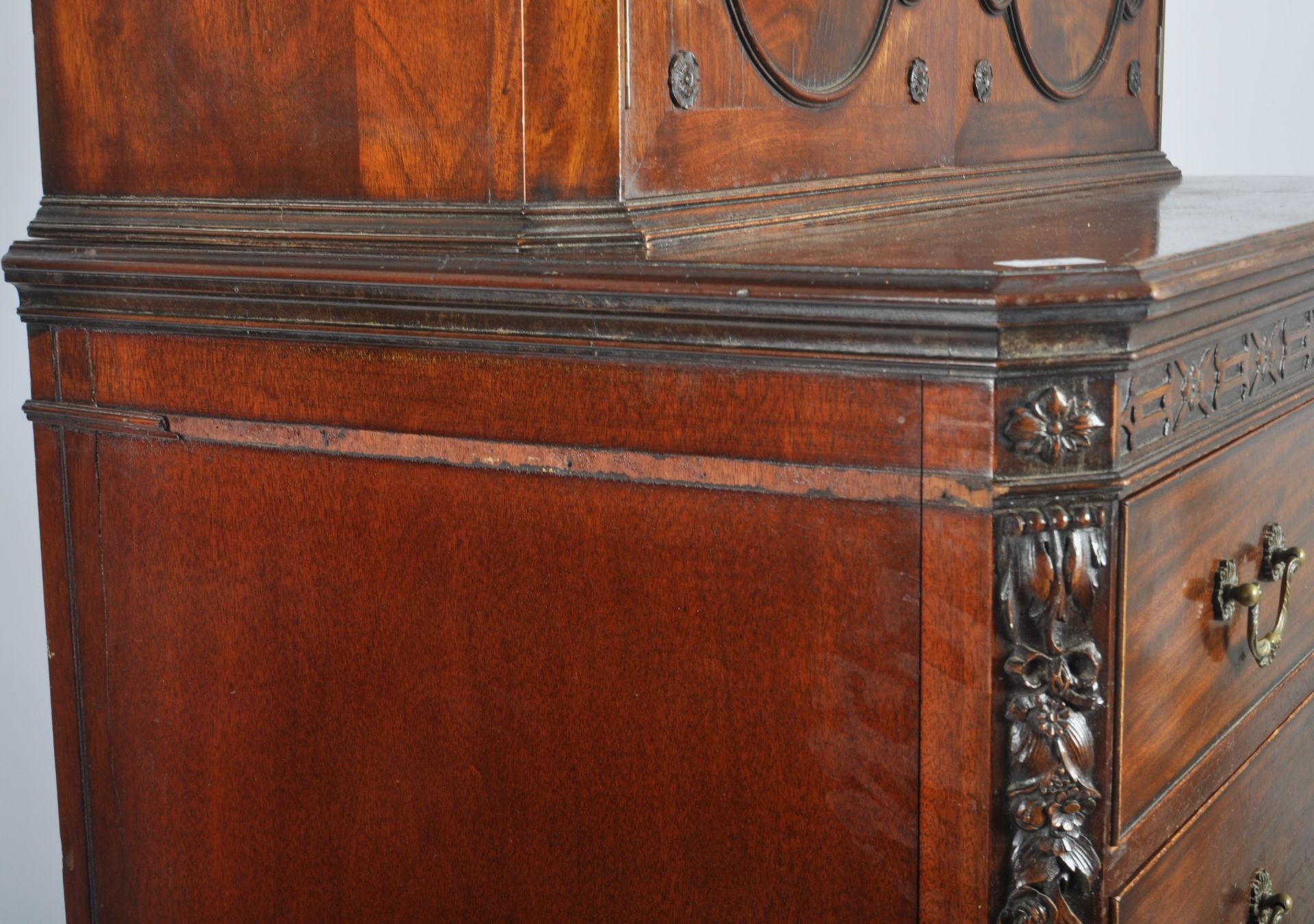 LARGE 19TH CENTURY VICTORIAN MAHOGANY CUPBOARD ON CHEST - Image 13 of 13