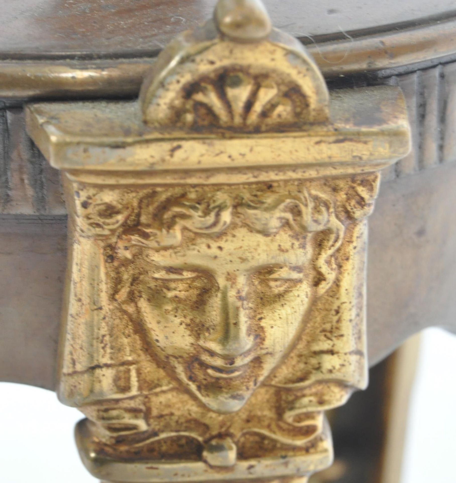 EDWARDIAN BRONZE AND ORMOLU DESK LAMP - Image 5 of 6