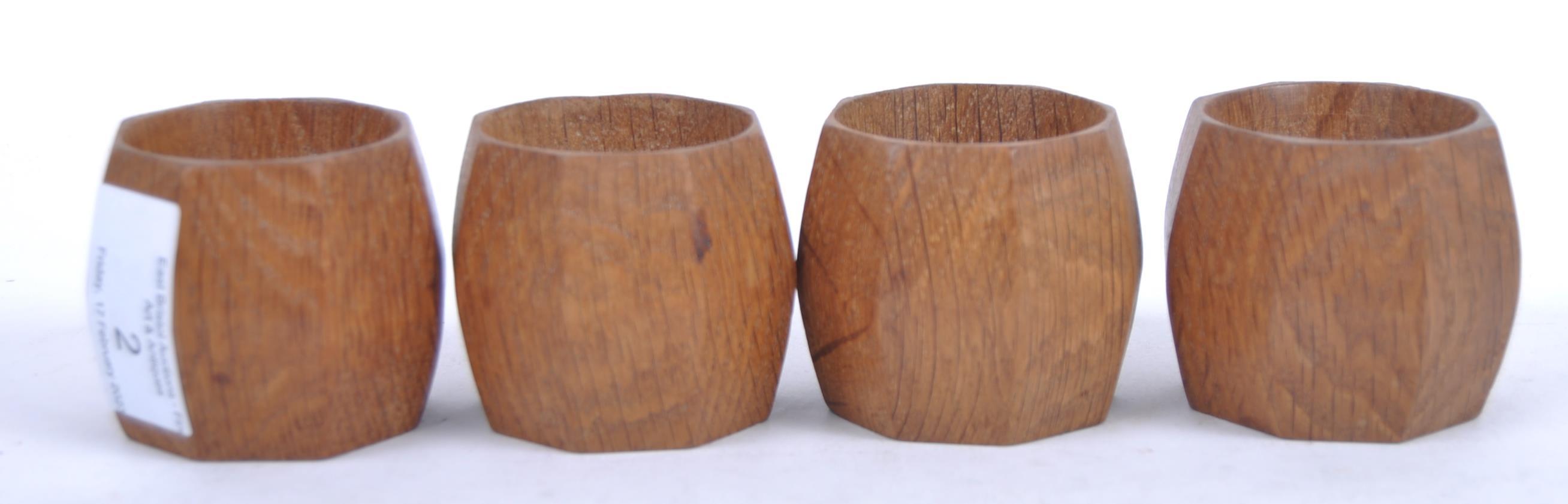 SET OF FOUR ROBERT MOUSEMAN NAPKIN RINGS - Image 2 of 6