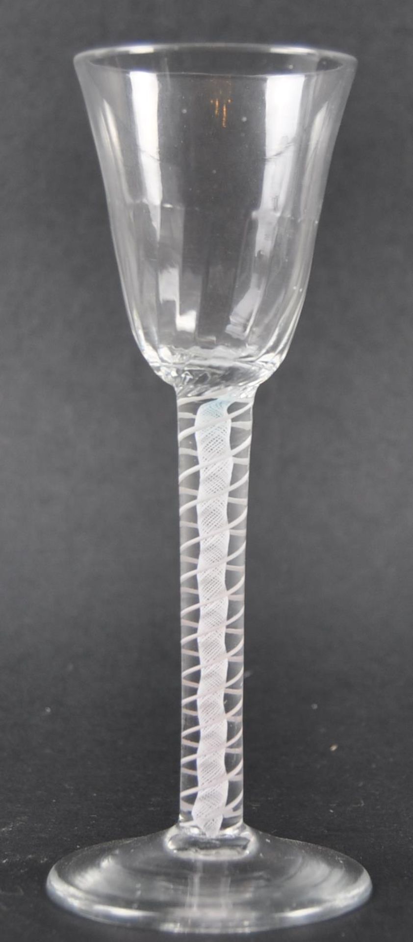 18TH CENTURY DOUBLE SERIES OPAQUE TWIST WINE GLASS