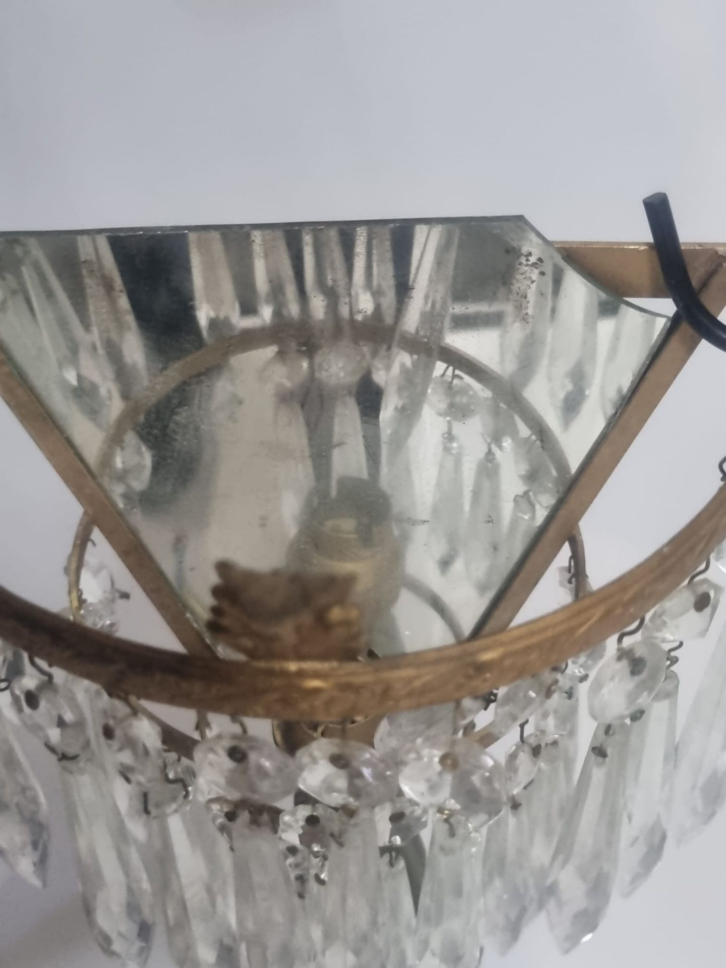 SET OF EARLY 20TH CENTURY FACETED CUT GLASS LIGHTING - Image 13 of 16