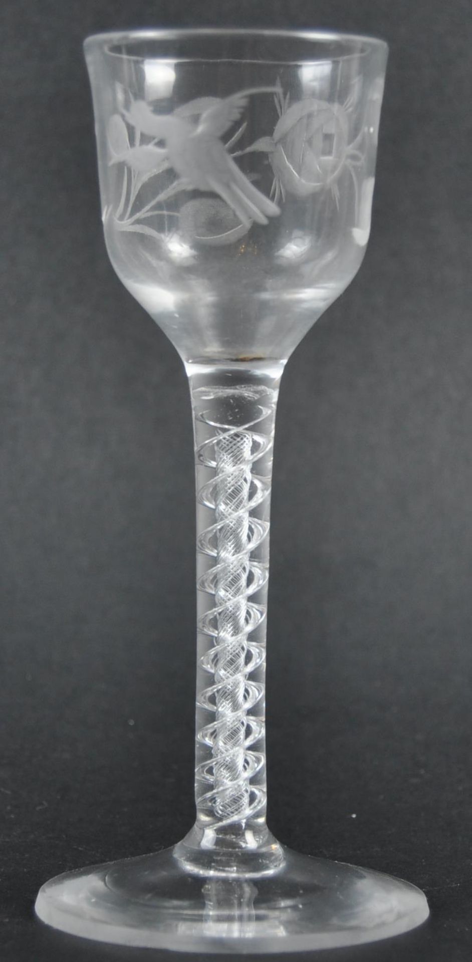 18TH CENTURY ENGRAVED DOUBLE SERIES JACOBITE WINE GLASS