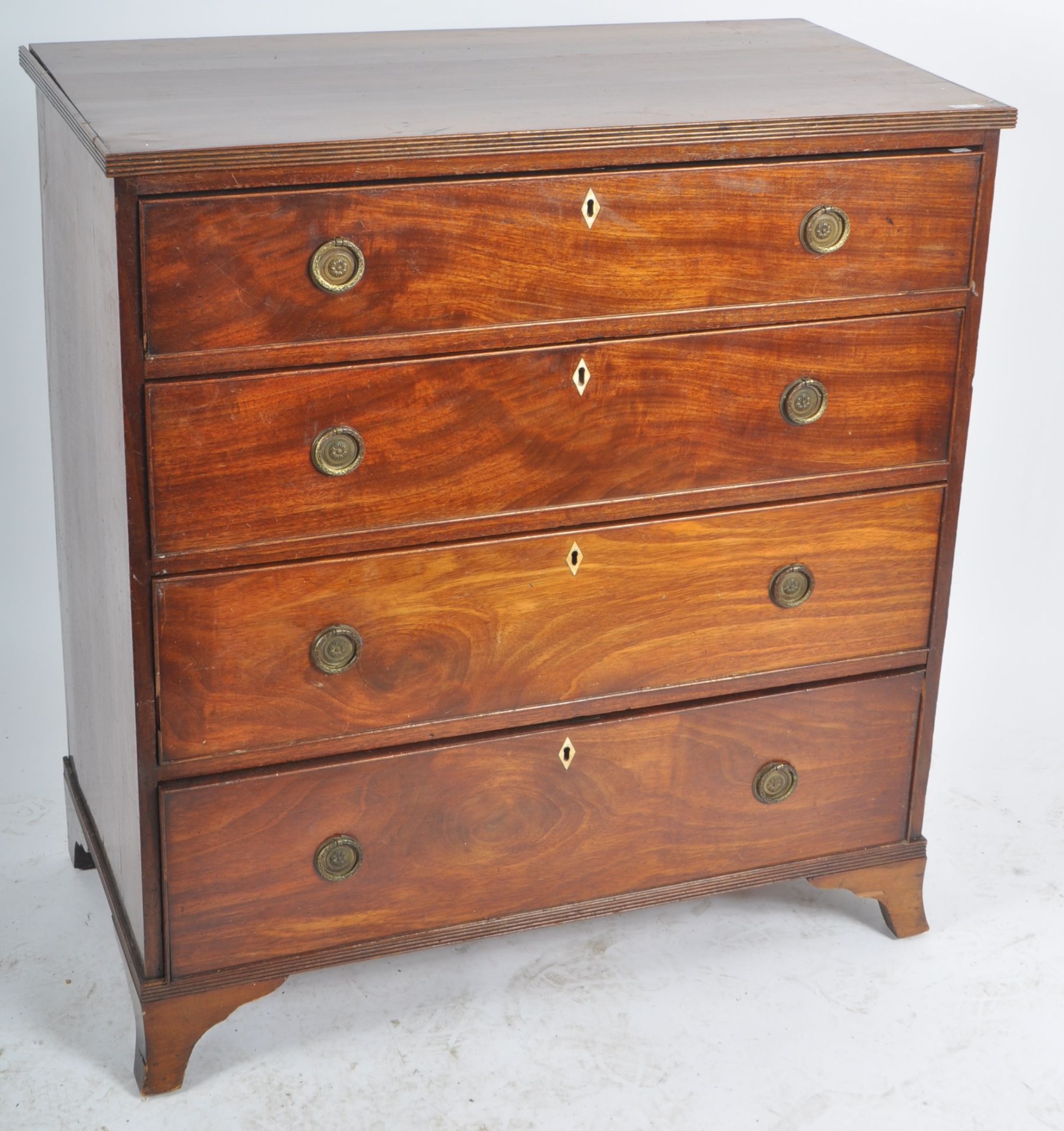 18TH CENTURY GEORGE III MAHOGANY BACHELORS CHEST - Image 2 of 11