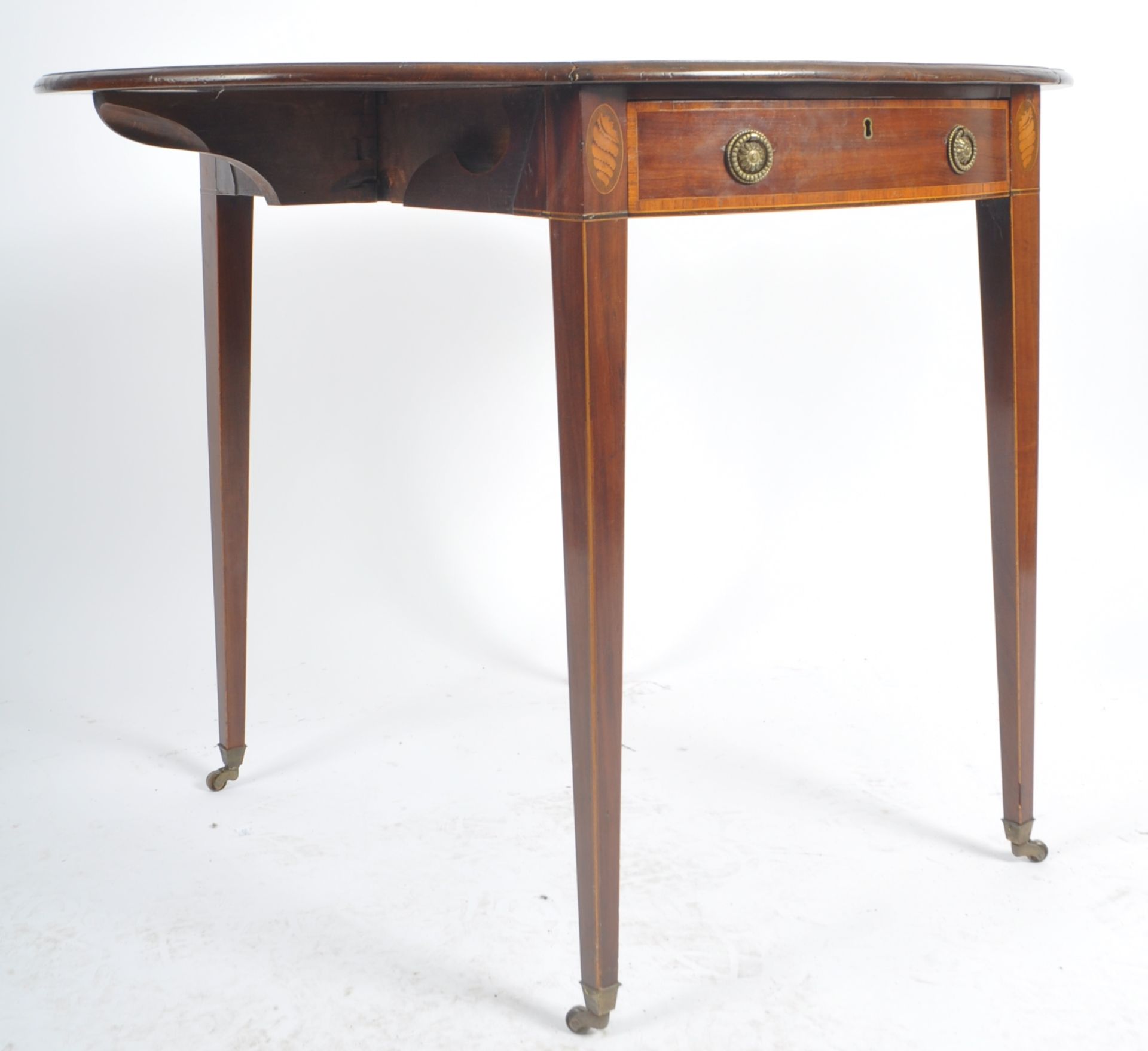 19TH CENTURY GEORGE III PEMBROKE DINING TABLE - Image 4 of 9