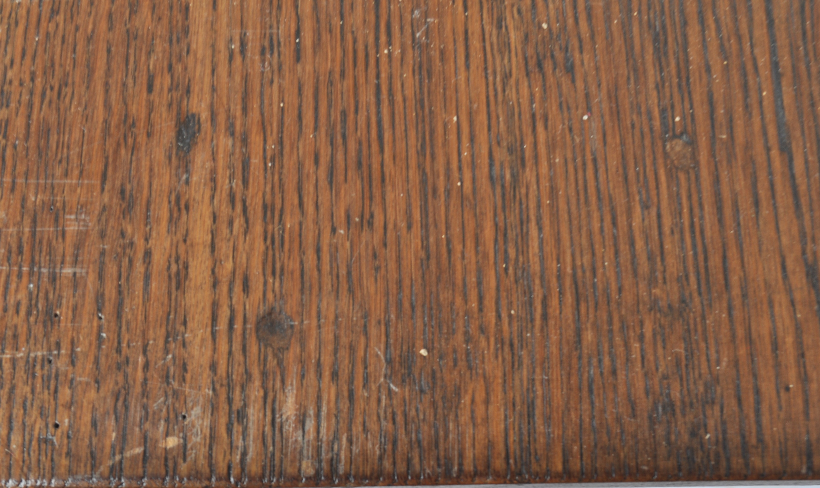 LARGE VICTORIAN OAK DINING TABLE ON COLUMN LEGS - Image 6 of 7