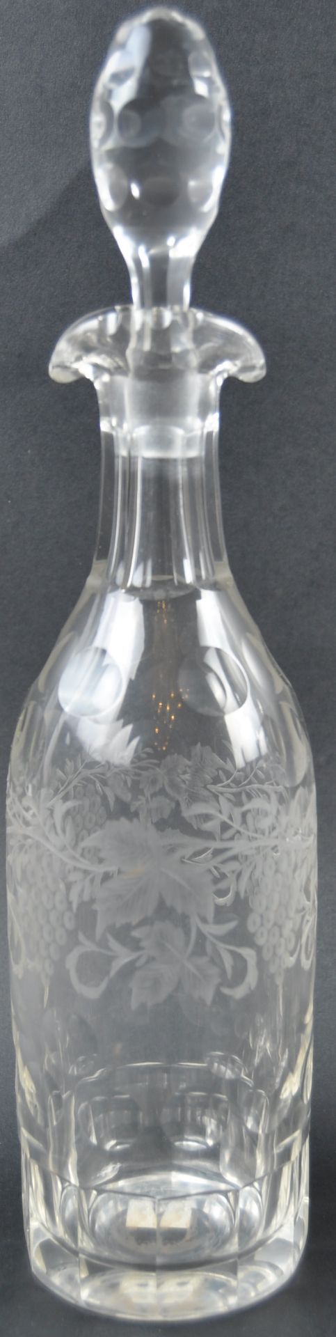 19TH CENTURY ETCHED GLASS DRINKS DECANTERS & GLASSES - Image 4 of 5