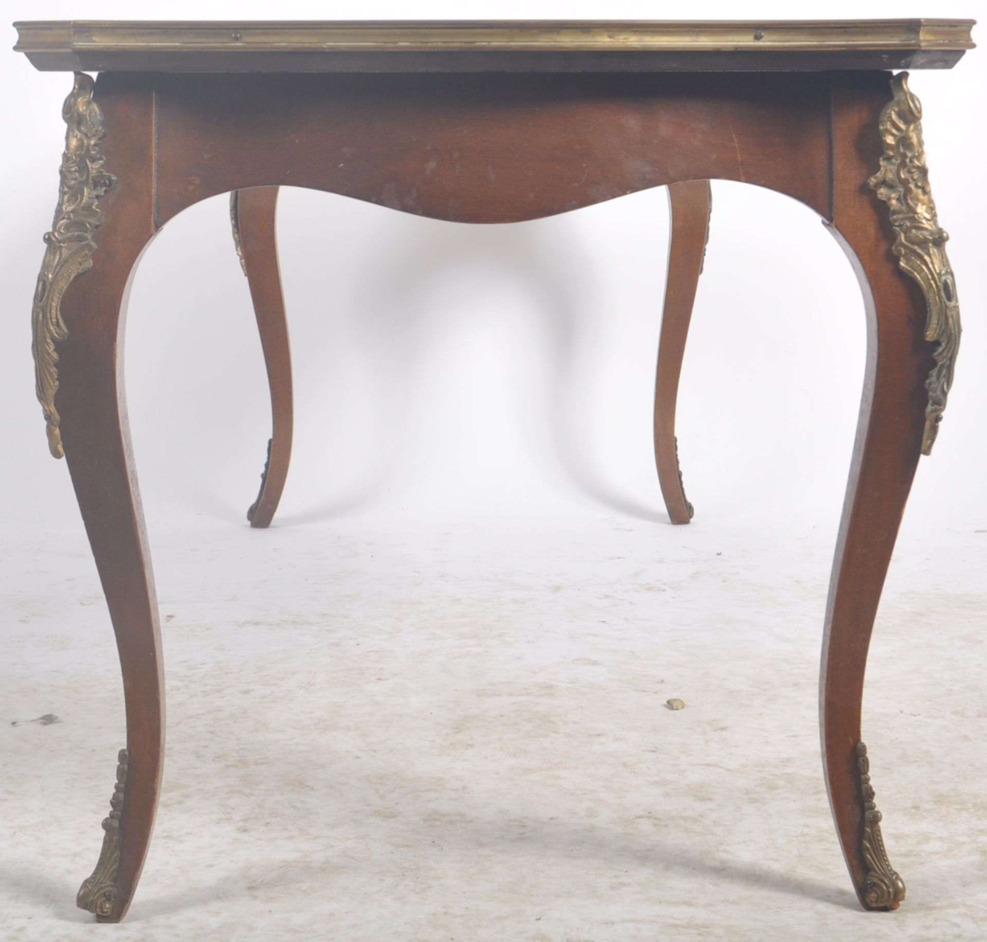 FRENCH EMPIRE REVIVAL KINGWOOD COFFEE TABLE - Image 4 of 8