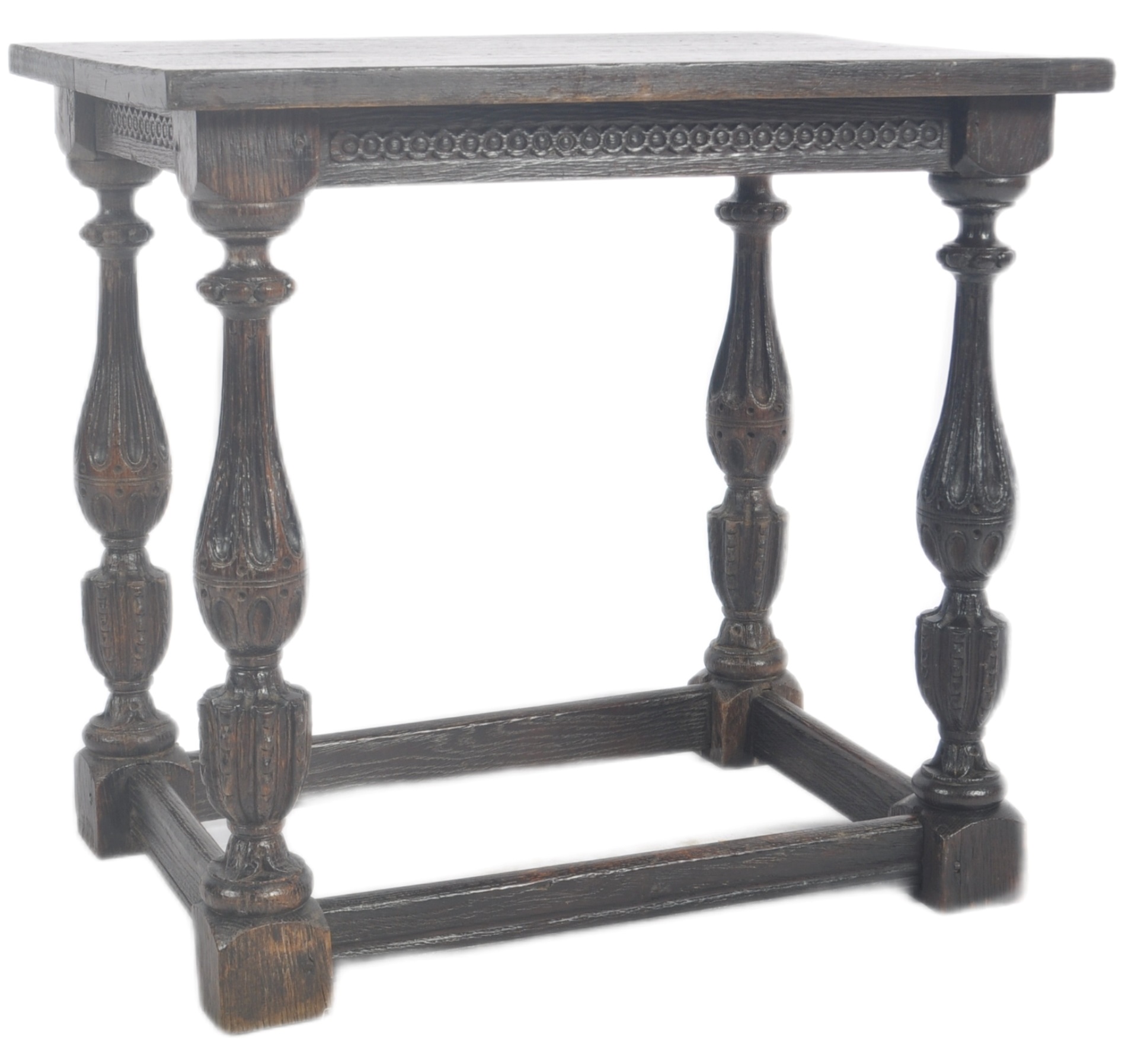 16TH CENTURY TUDOR CARVED OAK SIDE LOWBOY TABLE